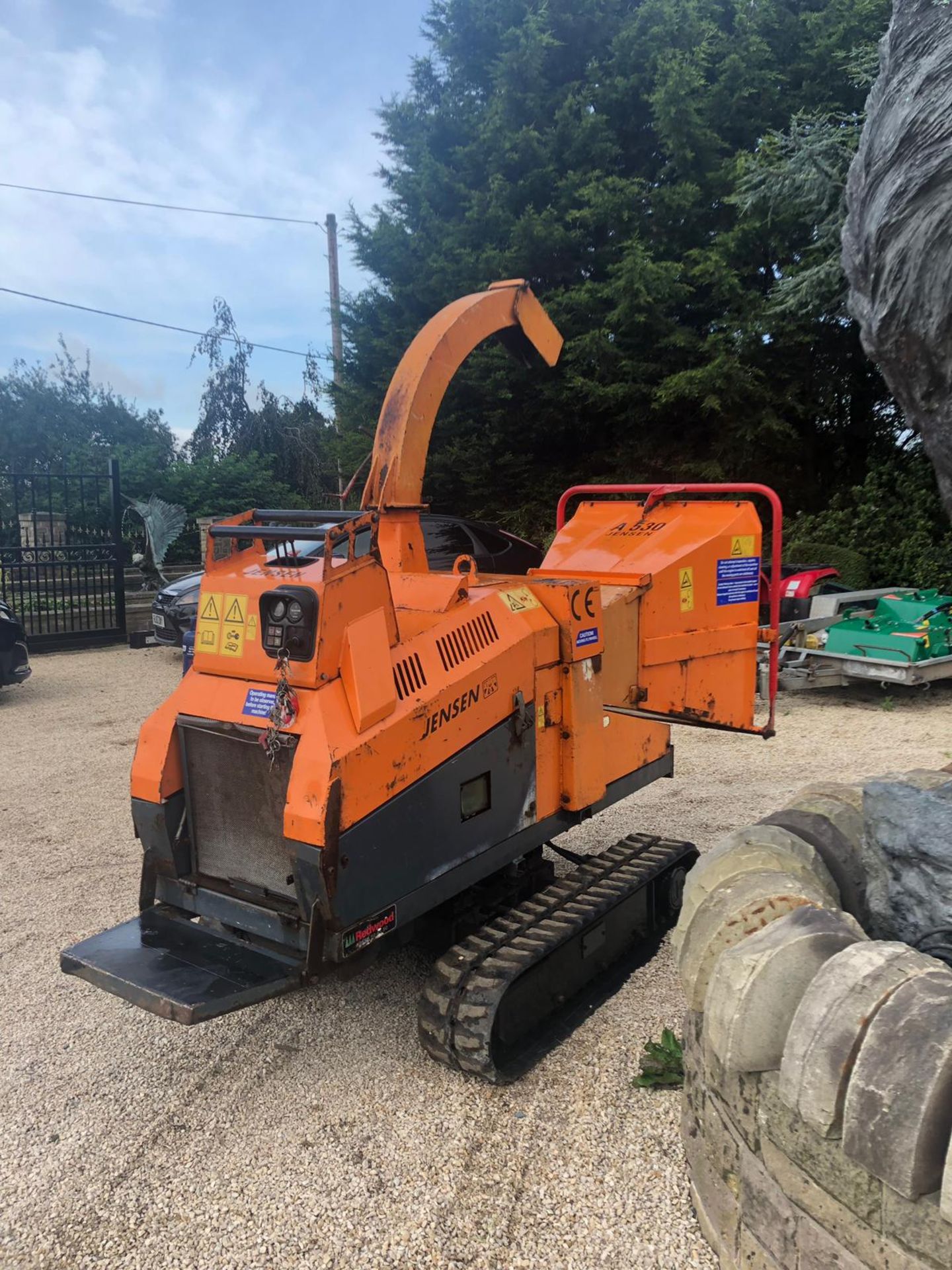 JENSEN 530T TRACKED WOOD CHIPPER, RUNS, WORKS, DOES WHAT IS SHOULD, YEAR 2010 *PLUS VAT* - Image 6 of 7