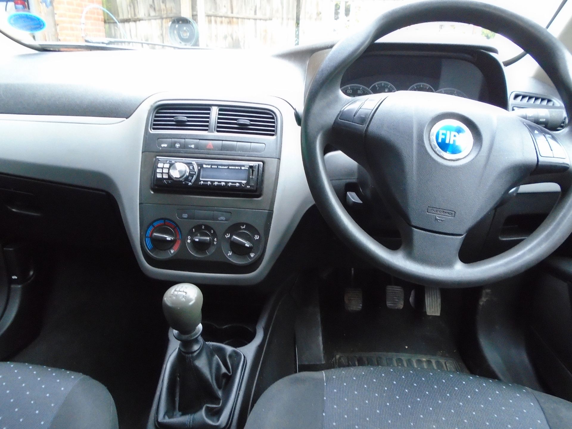 2007/57 REG FIAT GRANDE PUNTO ACTIVE 65 BLUE 1.25 PETROL, SHOWING 2 FORMER KEEPERS *NO VAT* - Image 6 of 9