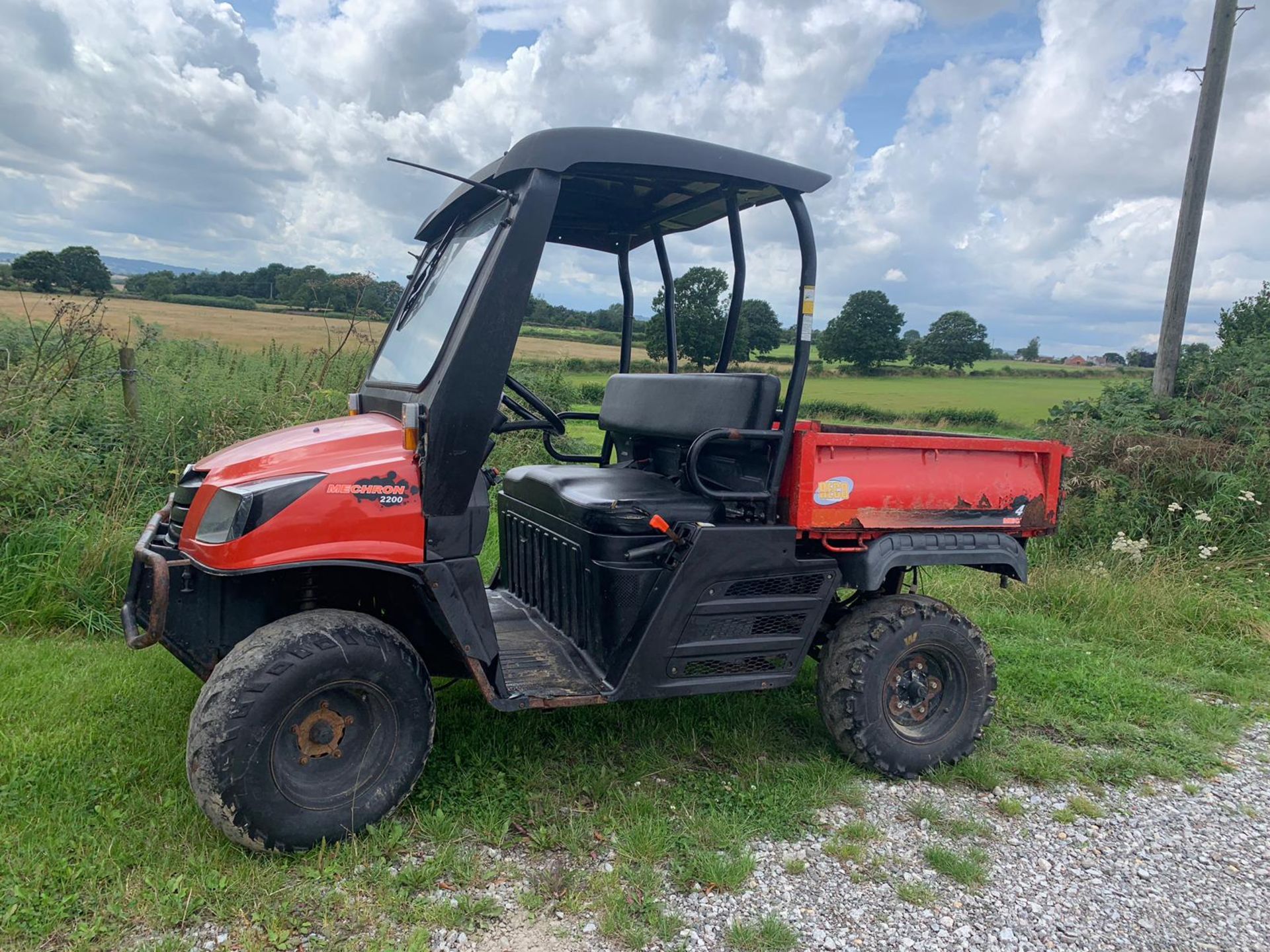 60 REG KIOTI MECHRON 2200 DIESEL 4X4 UTV TIPPER TOW BAR, RUNS AND WORKS, SHOWING 3367 HOURS - Bild 7 aus 13