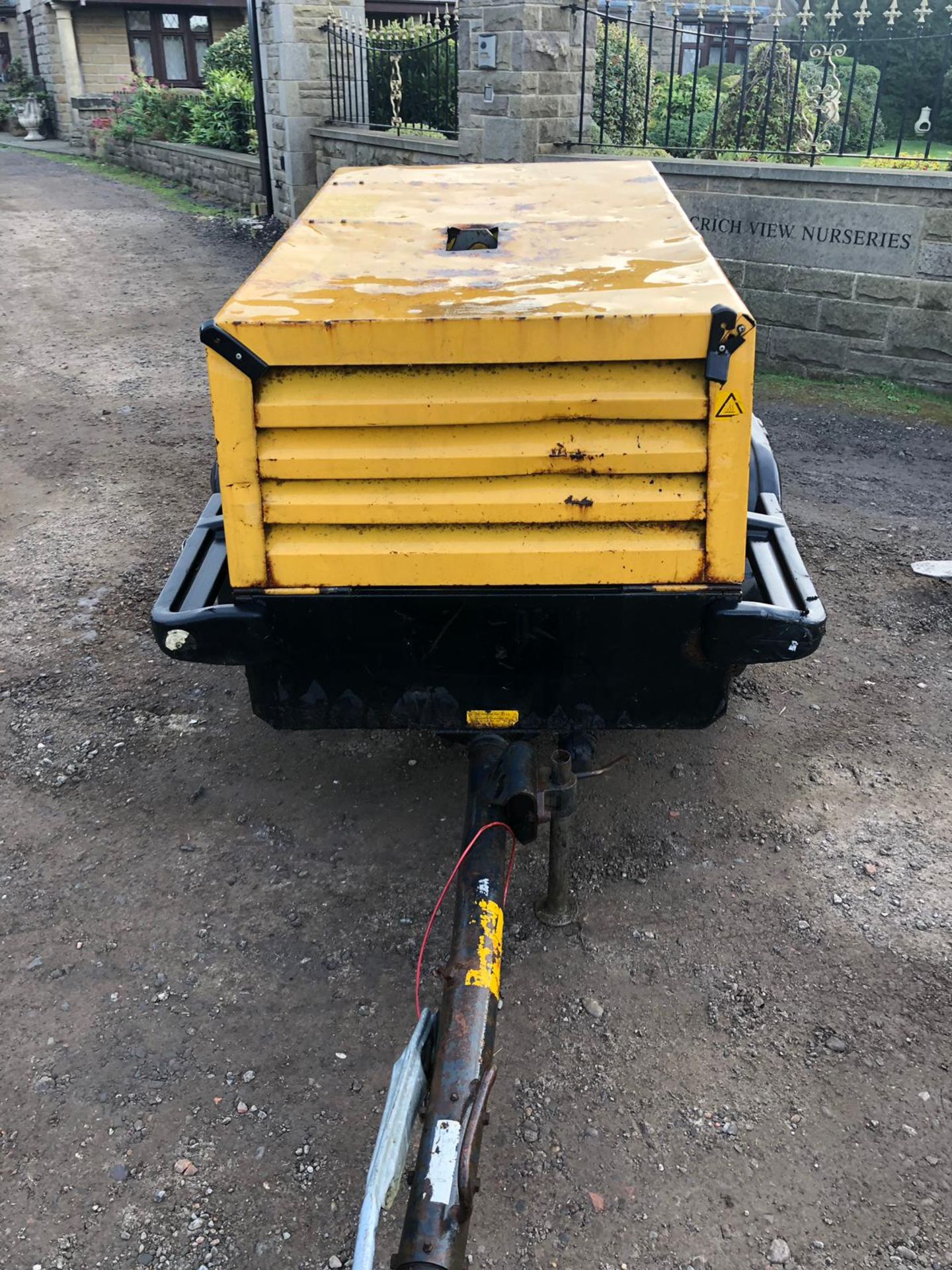 ATLAS COPCO XAS 36 SINGLE AXLE AIR COMPRESSOR, RUNS, WORKS, MAKES AIR *PLUS VAT* - Image 2 of 5