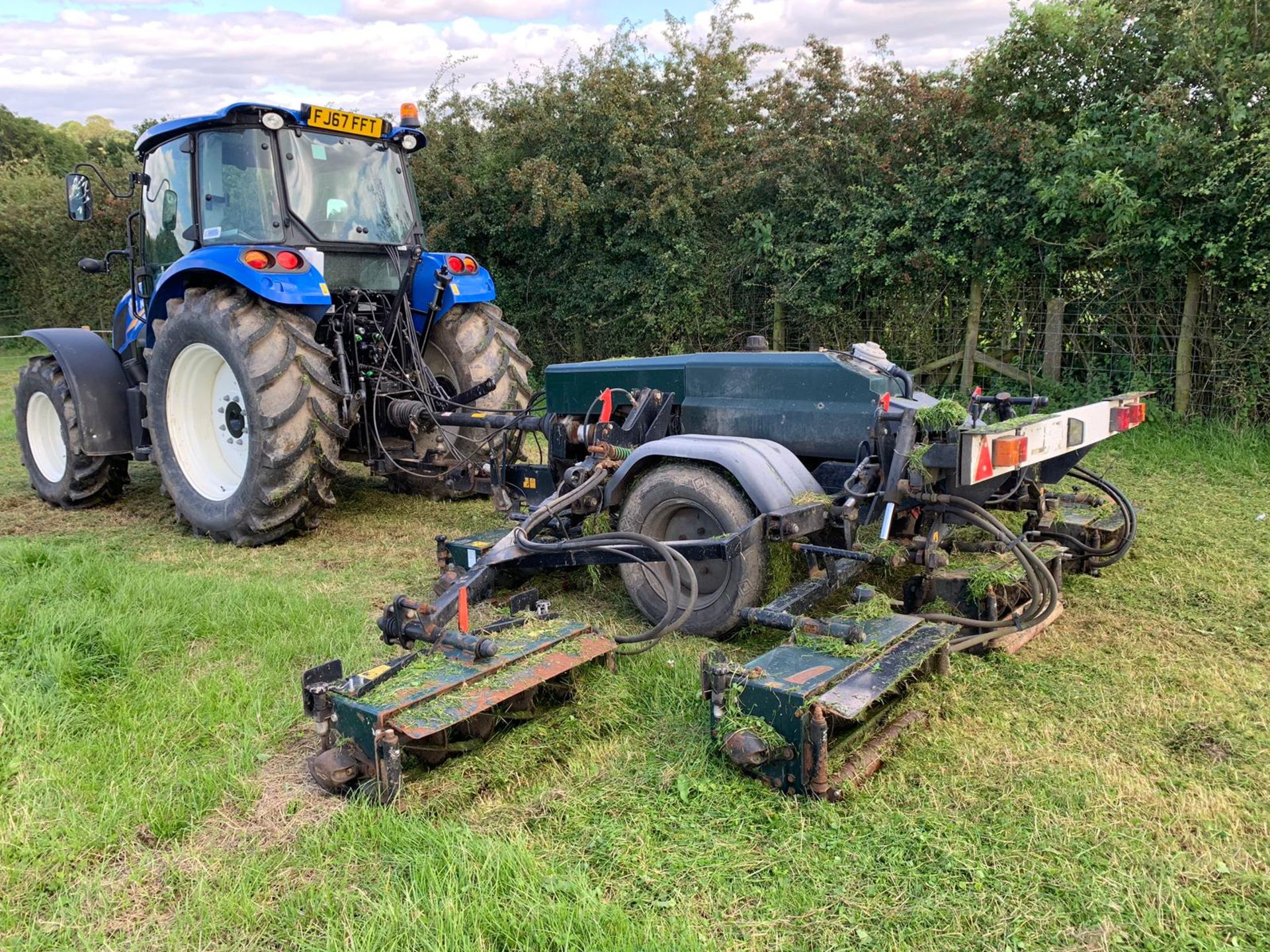 HAYTER TM749 7 GANG TRAILED CYLINDER MOWER, YEAR 2010, MASS: 1110 KG *PLUS VAT* - Image 7 of 18