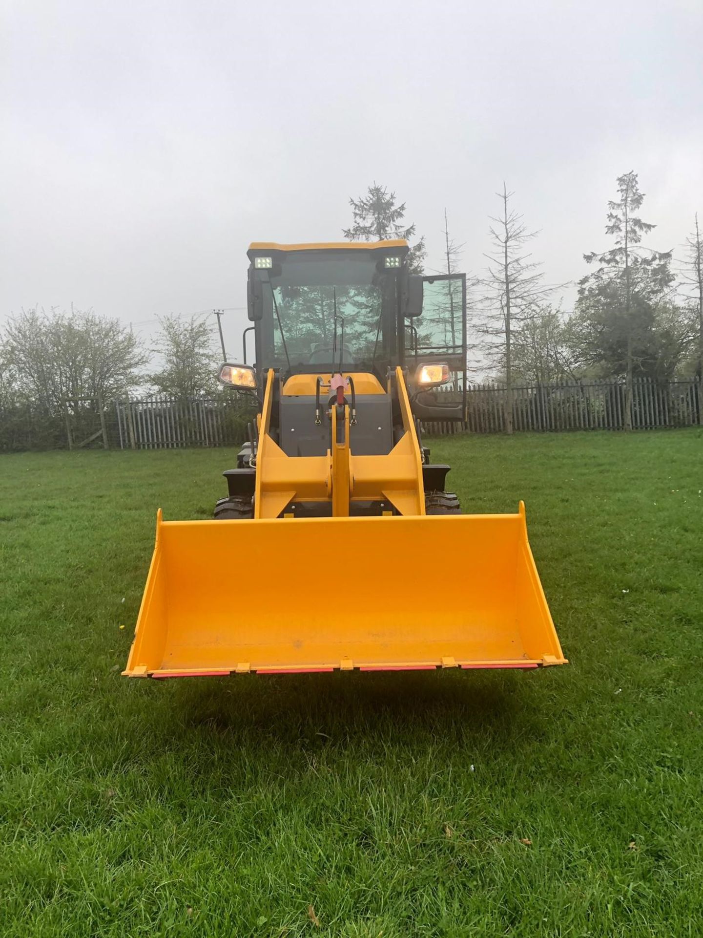 2019 BRAND NEW AND UNUSED ATTACK 1610 WHEEL LOADER, RUNS WORKS AND LIFTS *PLUS VAT* - Image 2 of 9
