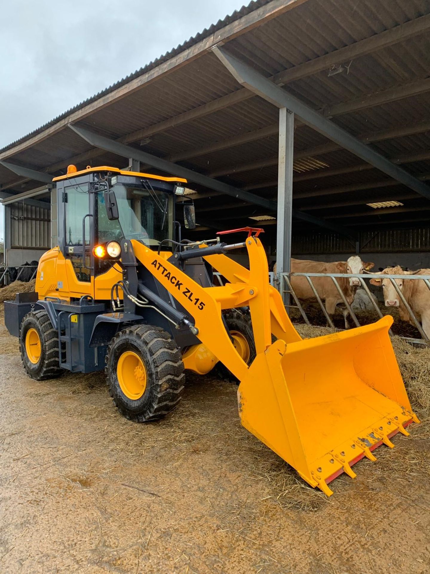 2019 BRAND NEW AND UNUSED ATTACK ZL15 WHEEL LOADER, RUNS WORKS AND LIFTS *PLUS VAT* - Image 3 of 13