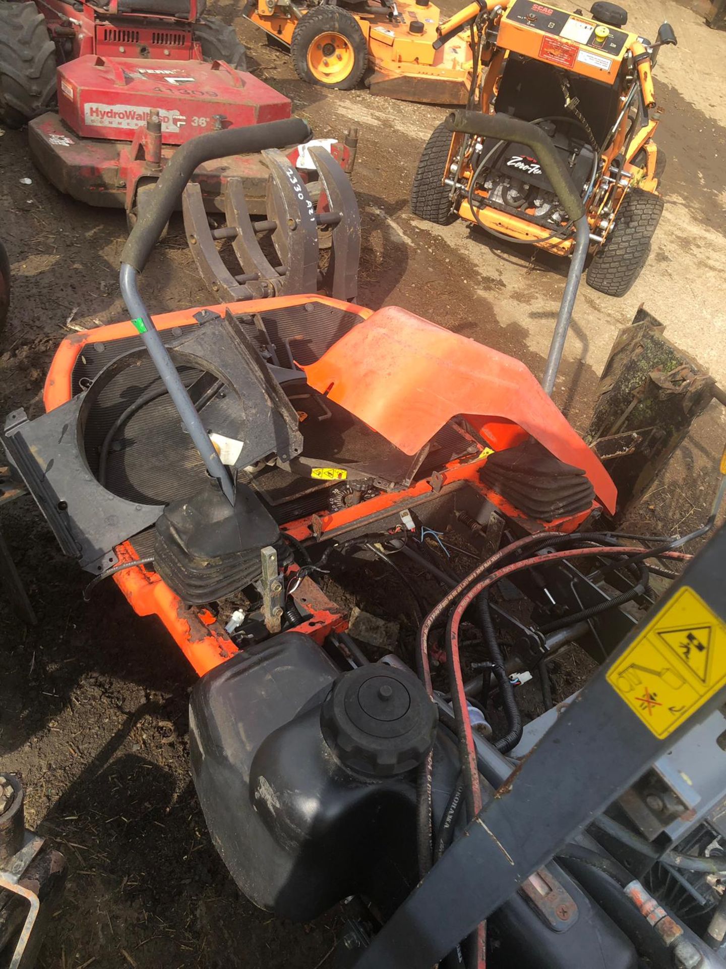 KUBOTA GZD21 FOR SPARES, BACK AXLE IS GOOD *NO VAT* - Image 6 of 6