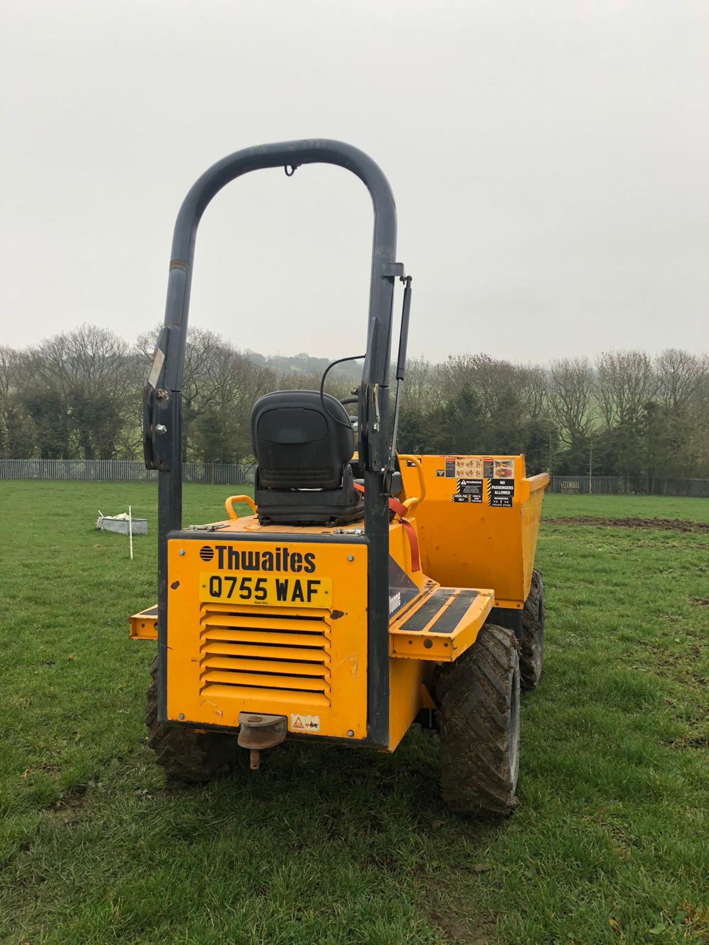 2013 THWAITES 3 TONNE YELLOW DIESEL DUMPER, RUNS, DRIVES AND TIPS *PLUS VAT* - Bild 4 aus 7