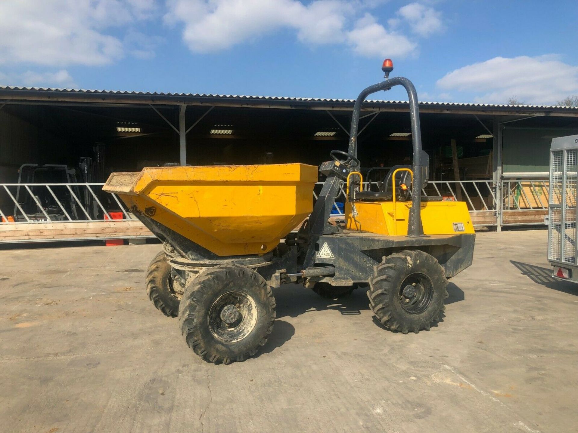 TEREX 3 TONNE SWIVEL TIP DUMPER, 4 WHEEL DRIVE, YEAR 2008, KUBOTA 4 CYLINDER ENGINE *PLUS VAT*