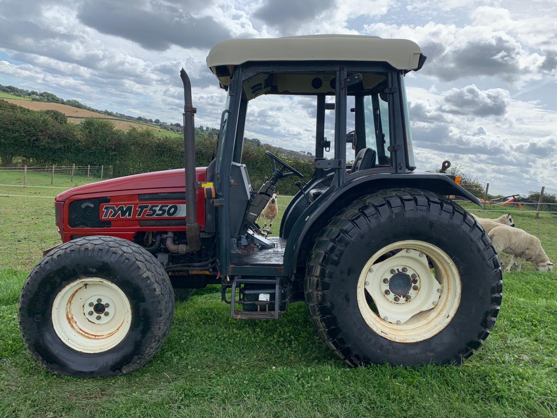 TYM T550 COMPACT TRACTOR WITH CAB, RUNS AND WORKS, SHOWING 2219 HOURS (UNVERIFIED) *PLUS VAT* - Image 3 of 14