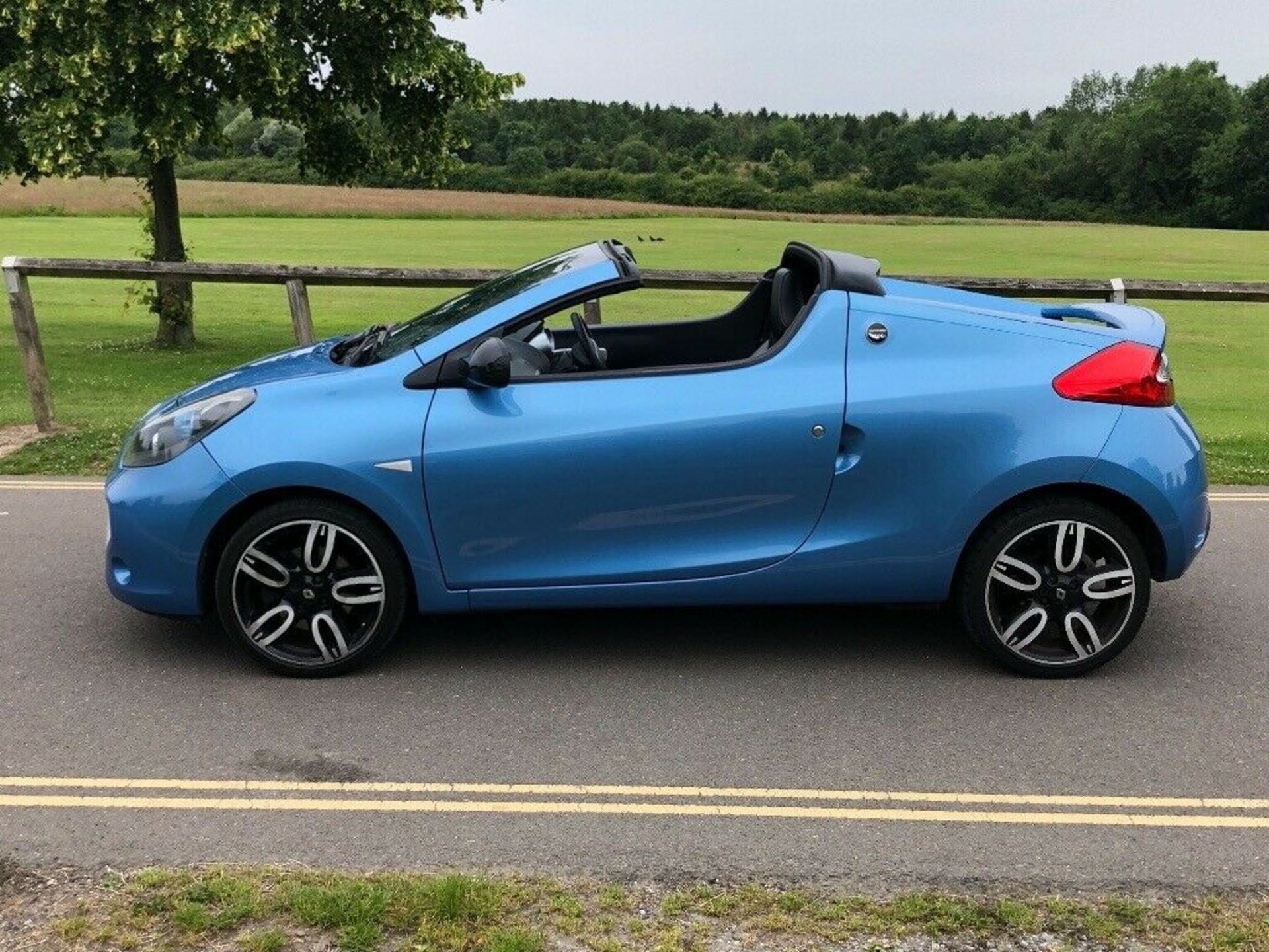 2010/60 REG RENAULT WIND ROADSTER DYNAMIQUE S TCE 1.2 BLUE PETROL CONVERTIBLE *NO VAT* - Image 3 of 9