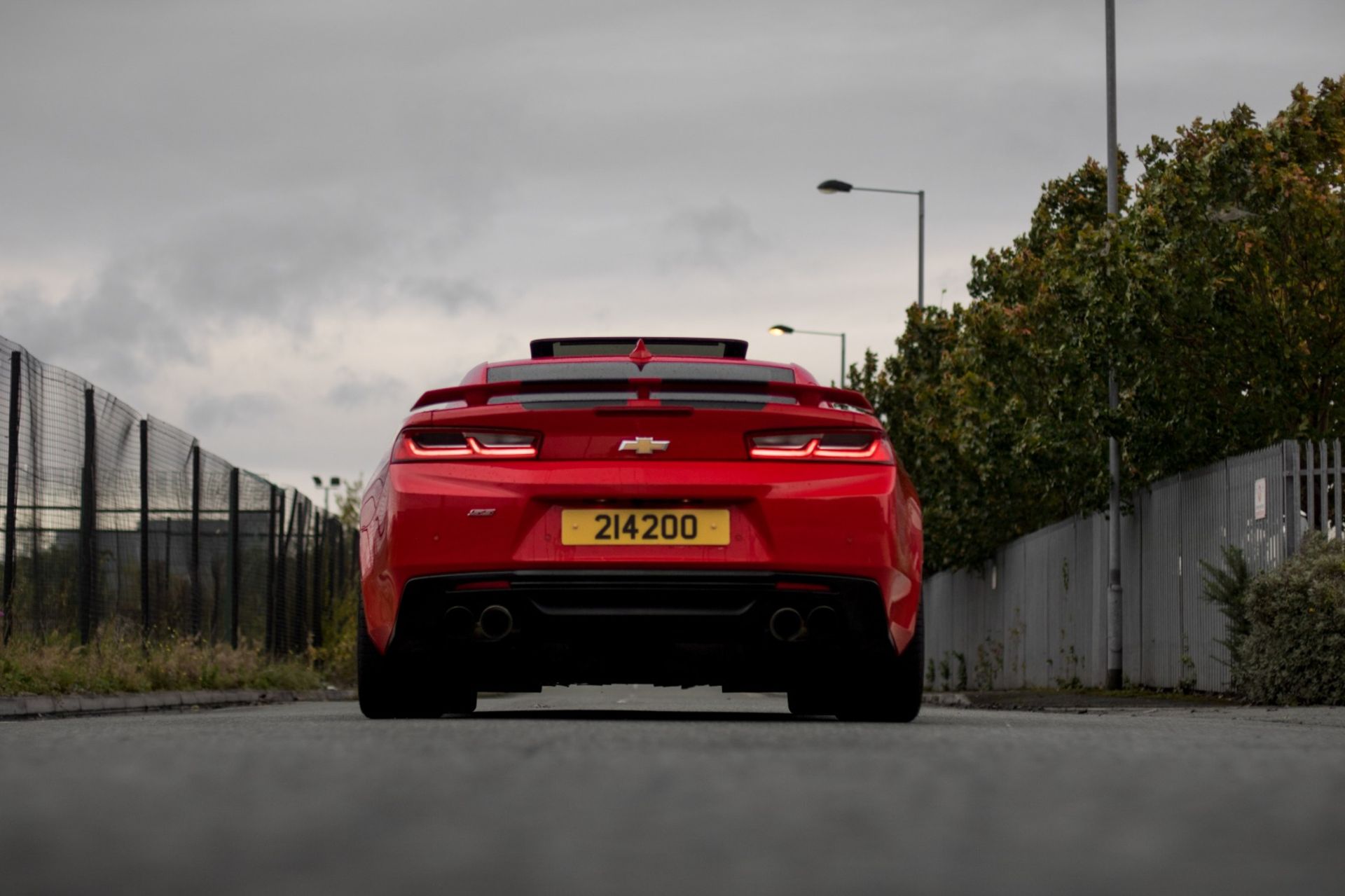 2016 CHEVROLET CAMARO SS 2 WHEEL DRIVE - REAR V8 PETROL APPROX 470 BHP, 18K MILES, QATAR REGISTERED - Image 2 of 15