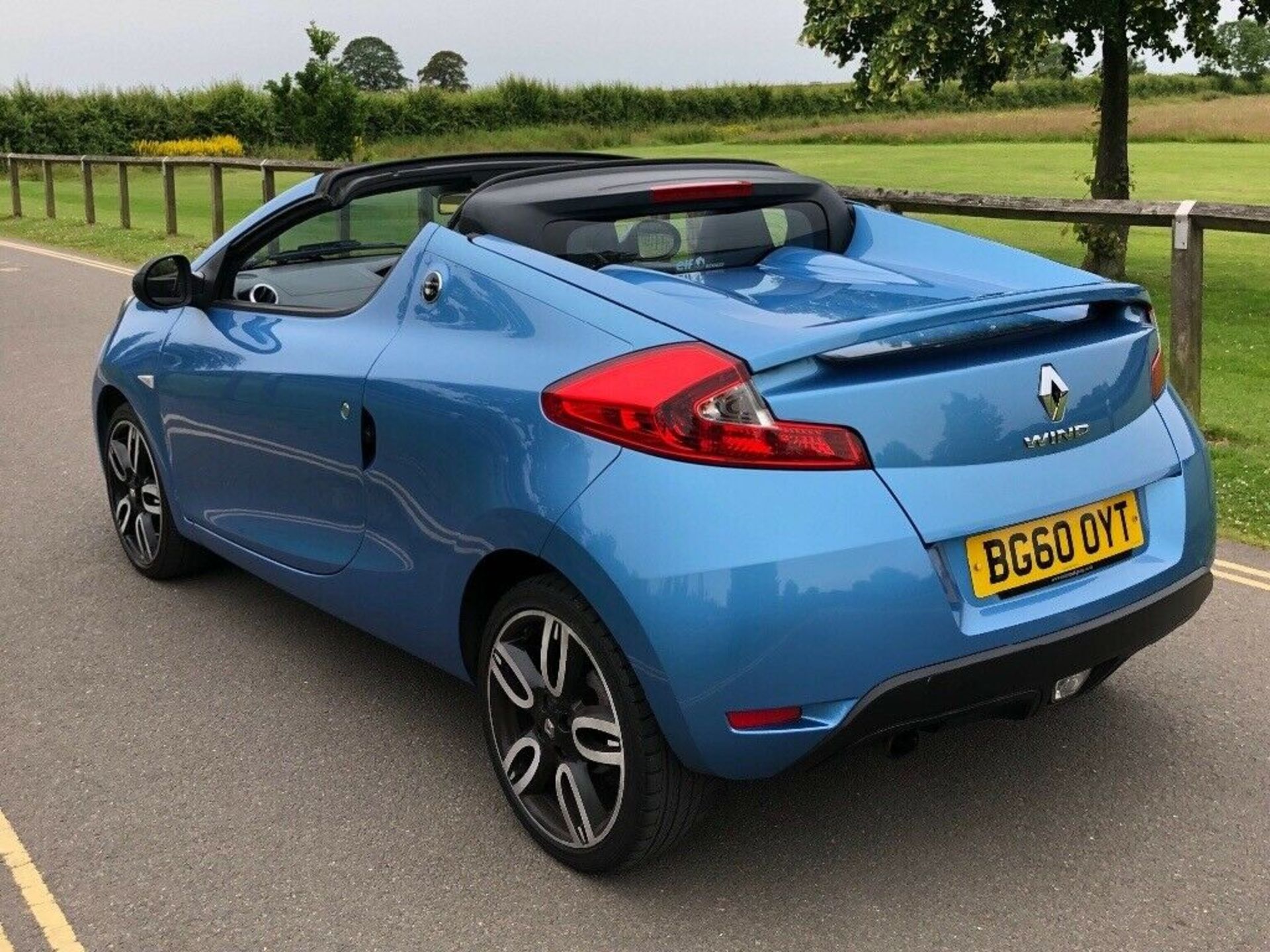 2010/60 REG RENAULT WIND ROADSTER DYNAMIQUE S TCE 1.2 BLUE PETROL CONVERTIBLE *NO VAT* - Image 4 of 9