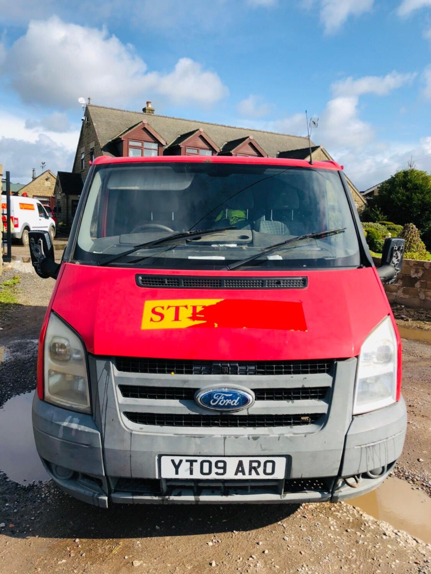 2009/09 REG FORD TRANSIT 85 T280S FWD 2.2 DIESEL RED PANEL VAN, SHOWING 2 FORMER KEEPERS *NO VAT* - Image 2 of 10