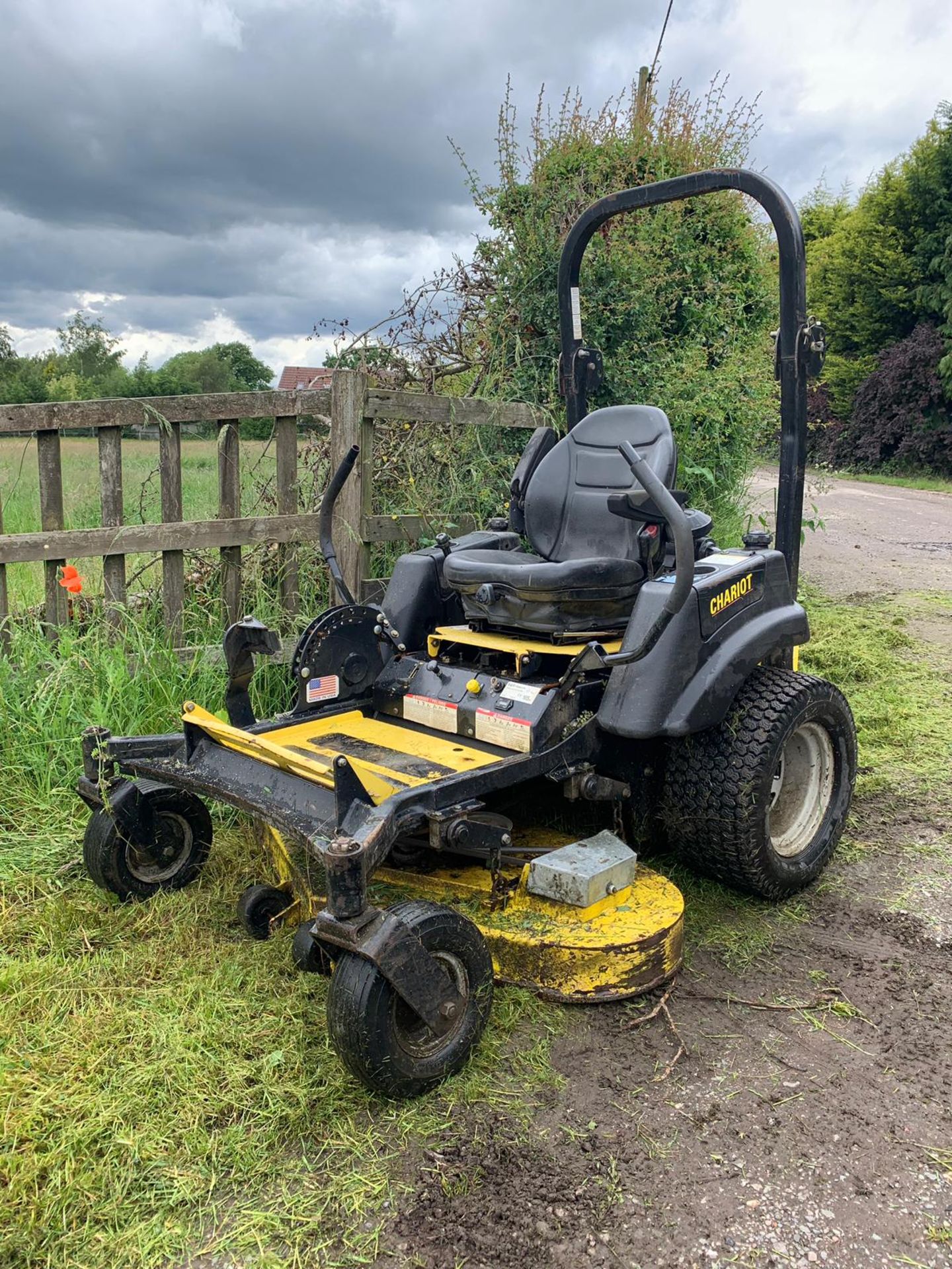 GREAT DANE CHARIOT ZERO TURN 60" RIDE ON ROTARY MOWER PETROL KAWASAKI ENGINE *PLUS VAT*