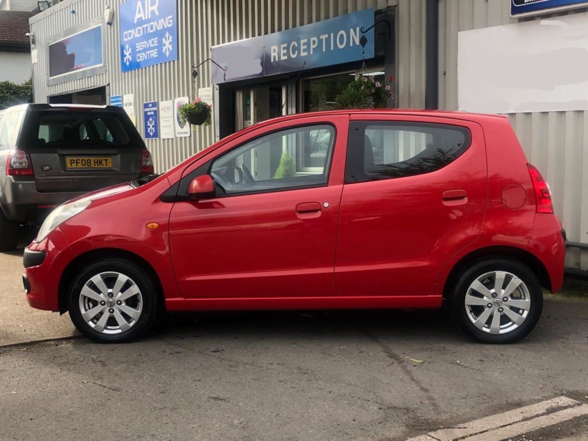 CAR-A-TOW ! 20K MILES! 2012 NISSAN PIXO N-TEC 1.0L RED PETROL 5 DOOR, SHOWING 1 FORMER KEEPER! - Image 4 of 13