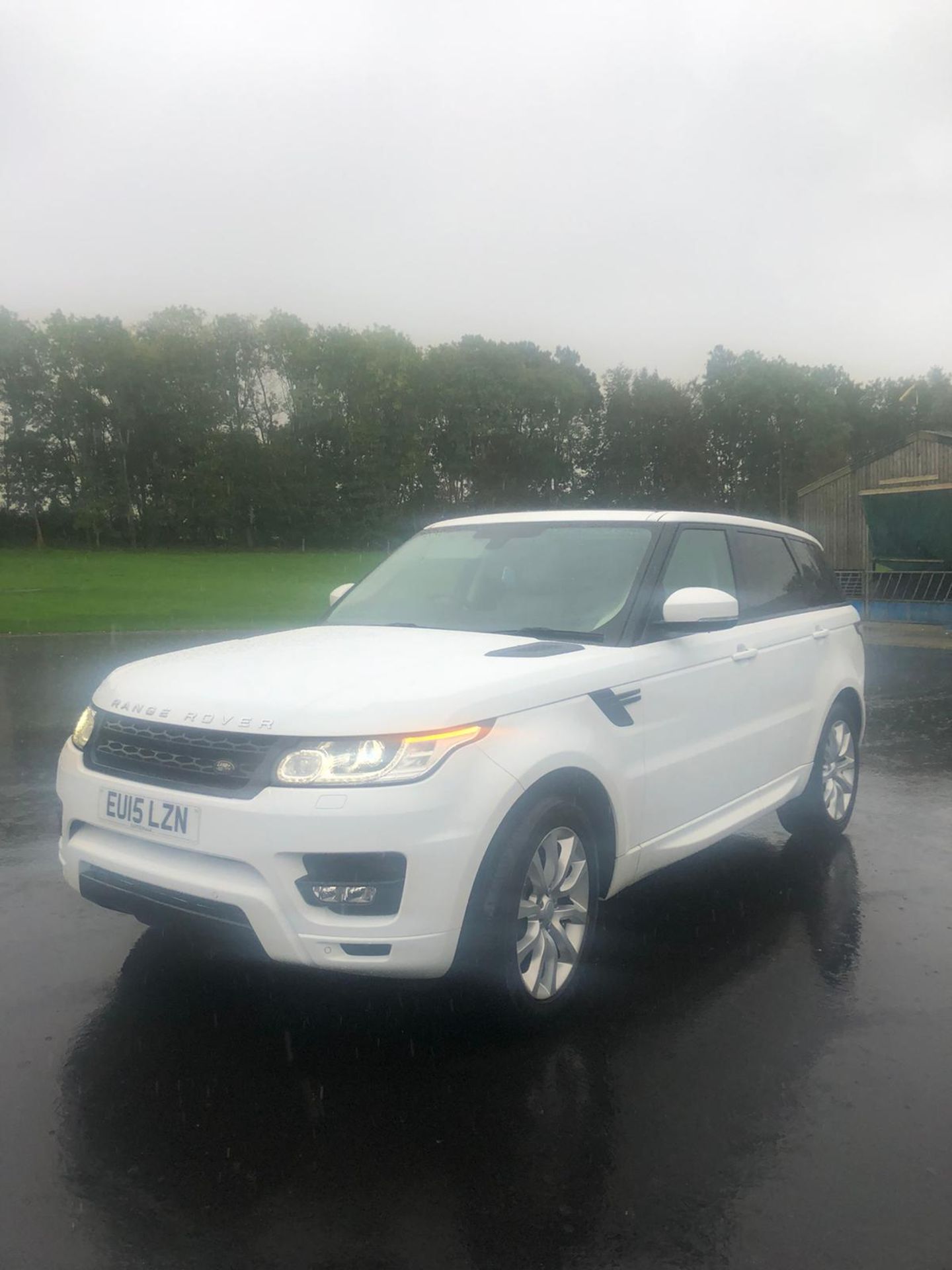 2015/15 REG RANGE ROVER SPORT HSE 3.0 V6 WHITE DIESEL 4X4, FULL DEALER SERVICE HISTORY *NO VAT* - Image 2 of 7