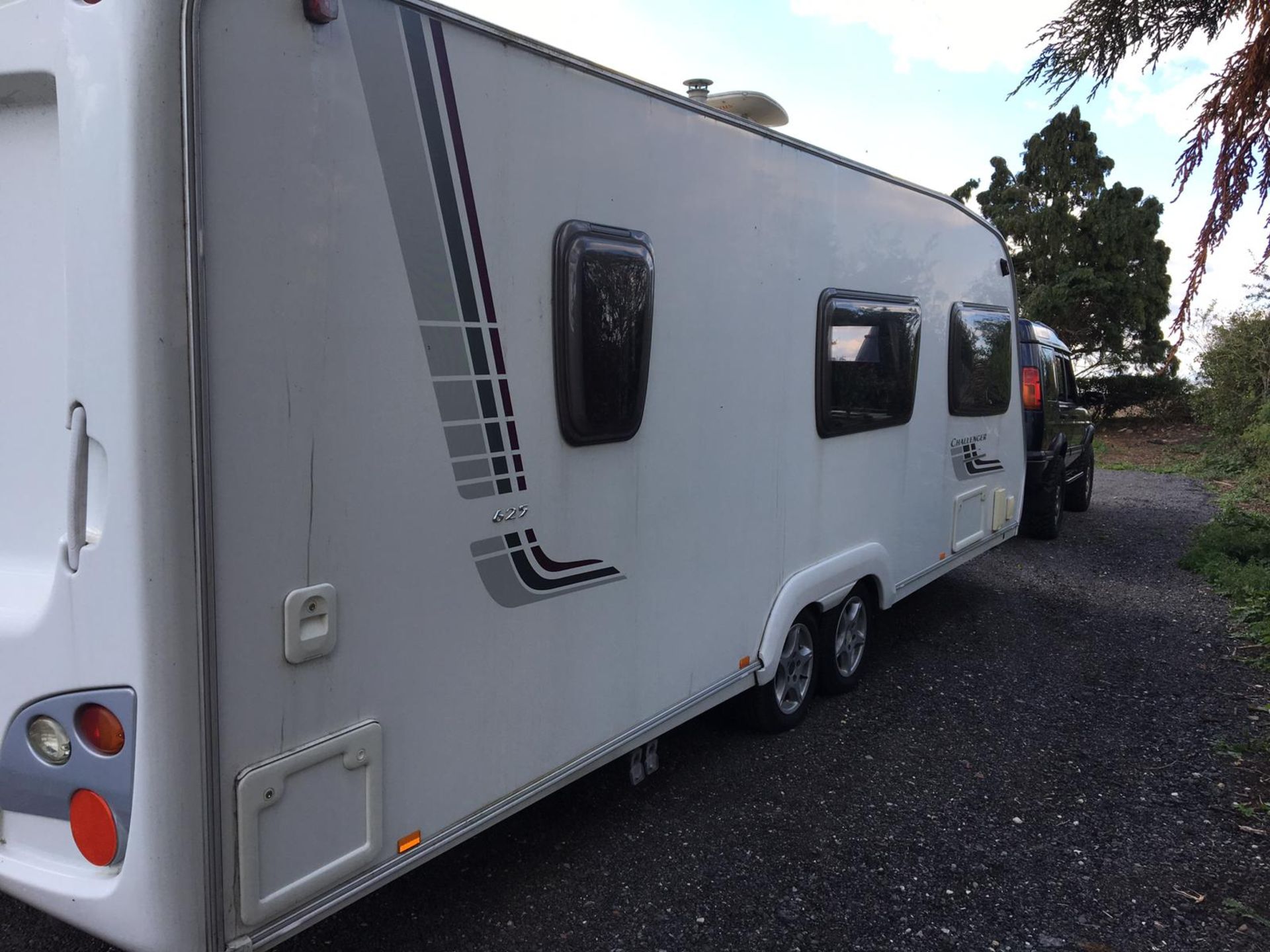 SWIFT CHALLENGER 625 TWIN AXLE 6 BERTH CARAVAN, YEAR 2009, CRIS DOCUMENT PRESENT *NO VAT* - Image 6 of 22