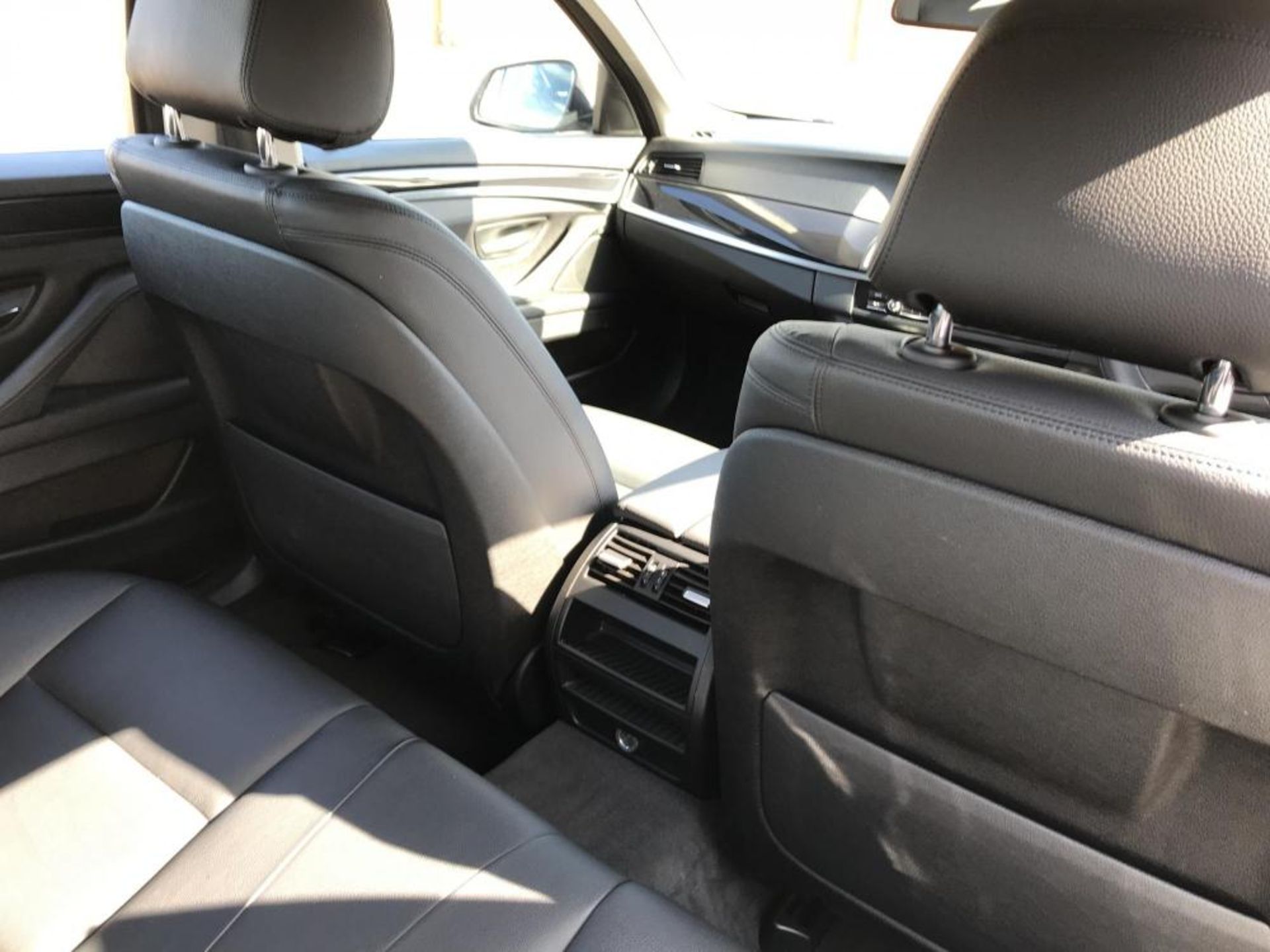 2015/65 REG BMW 520D SE AUTO 2.0 DIESEL 4 DOOR SALOON, SHOWING 0 FORMER KEEPERS *NO VAT* - Image 12 of 19