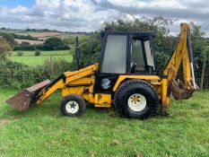 LEWIS BADGER COMPACT TRACTOR LOADER 4X4 BACKHOE DIGGER C/W EXTRA BUCKET *PLUS VAT*