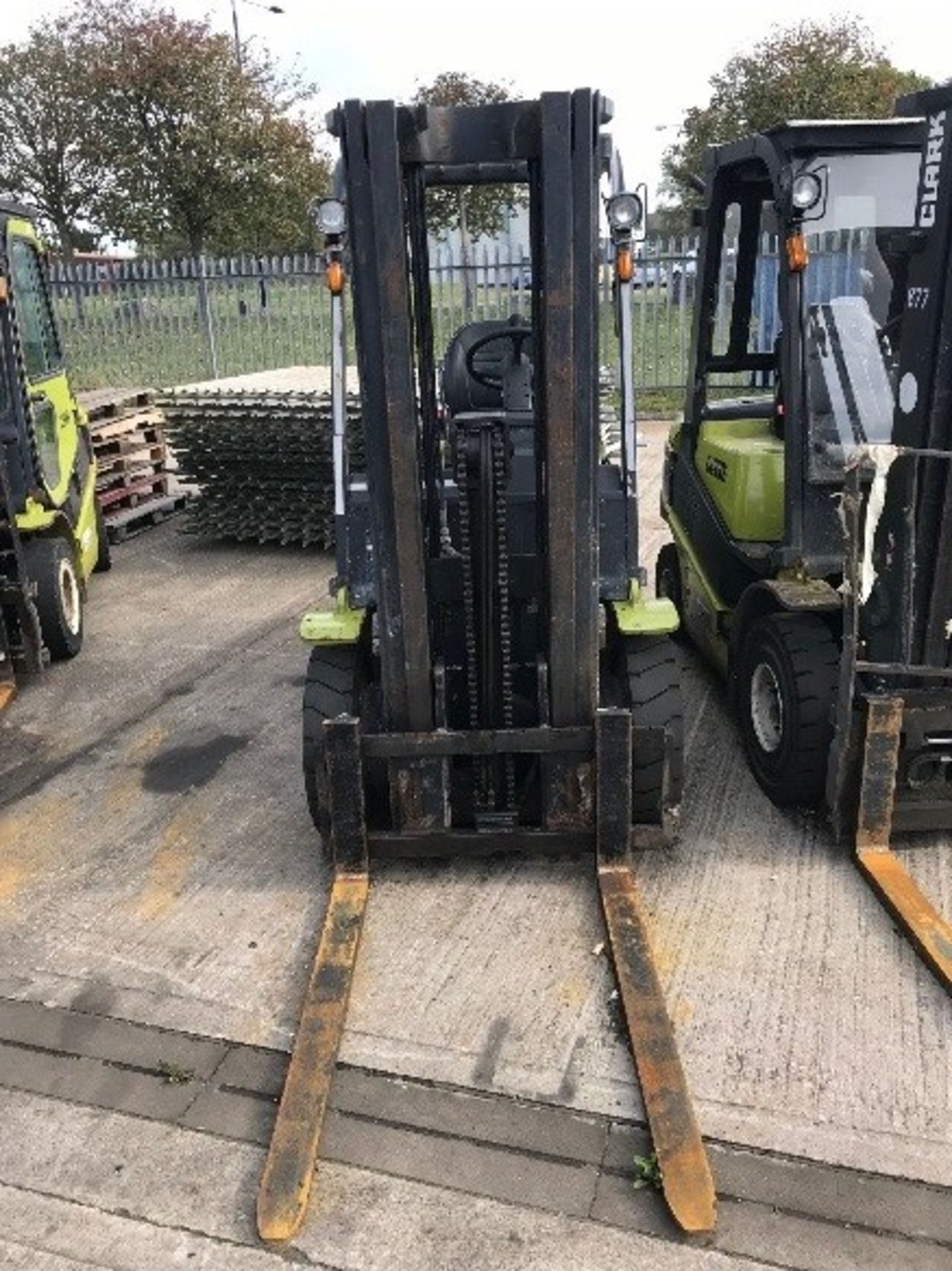 CLARK C25D COUNTERBALANCE DIESEL FORKLIFT, YEAR 2013 *PLUS VAT* - Image 4 of 4