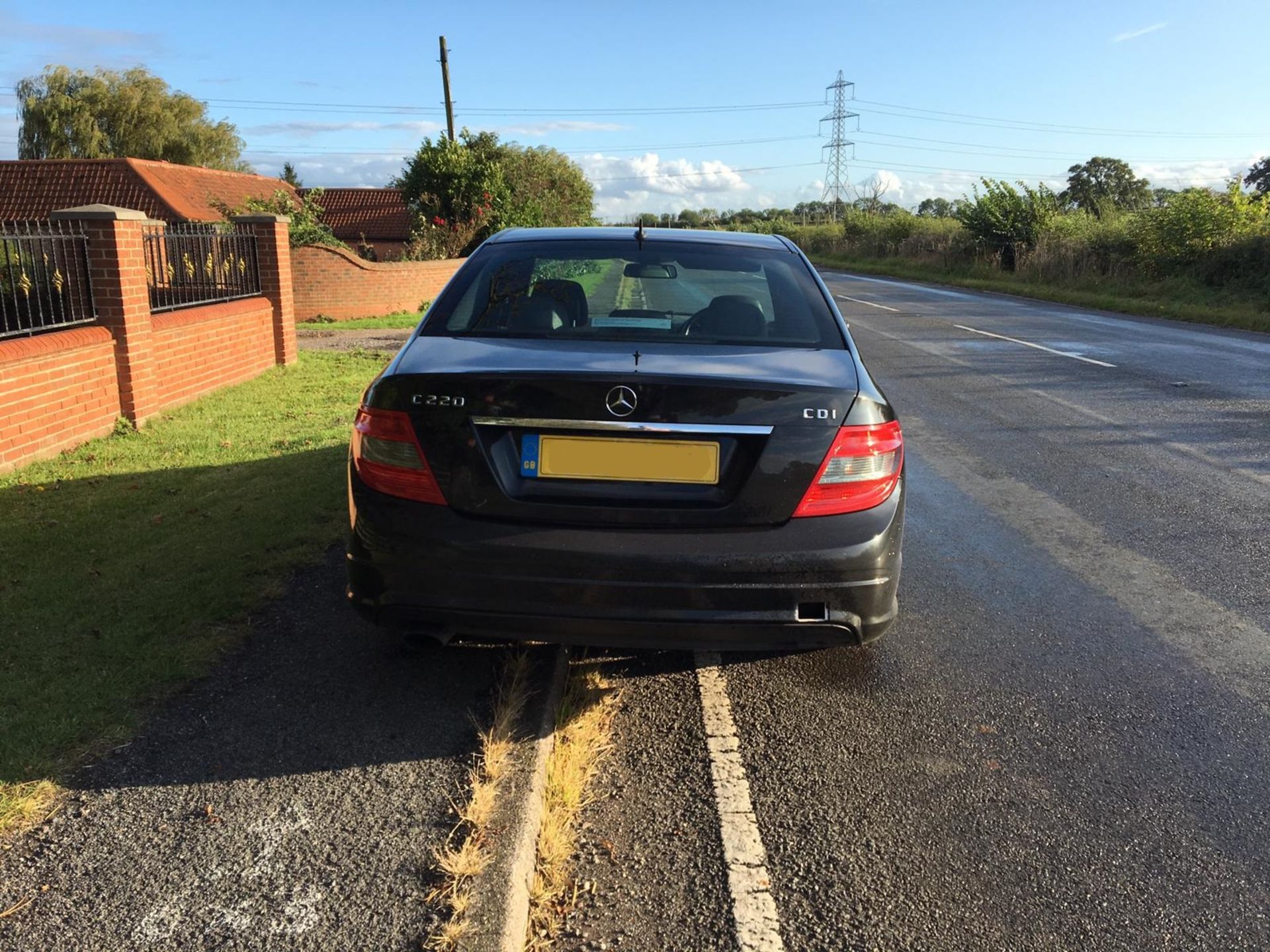 2009/09 REG MERCEDES C220 SPORT CDI AUTOMATIC 2.2 DIESEL BLACK 4 DOOR SALOON *NO VAT* - Image 5 of 12