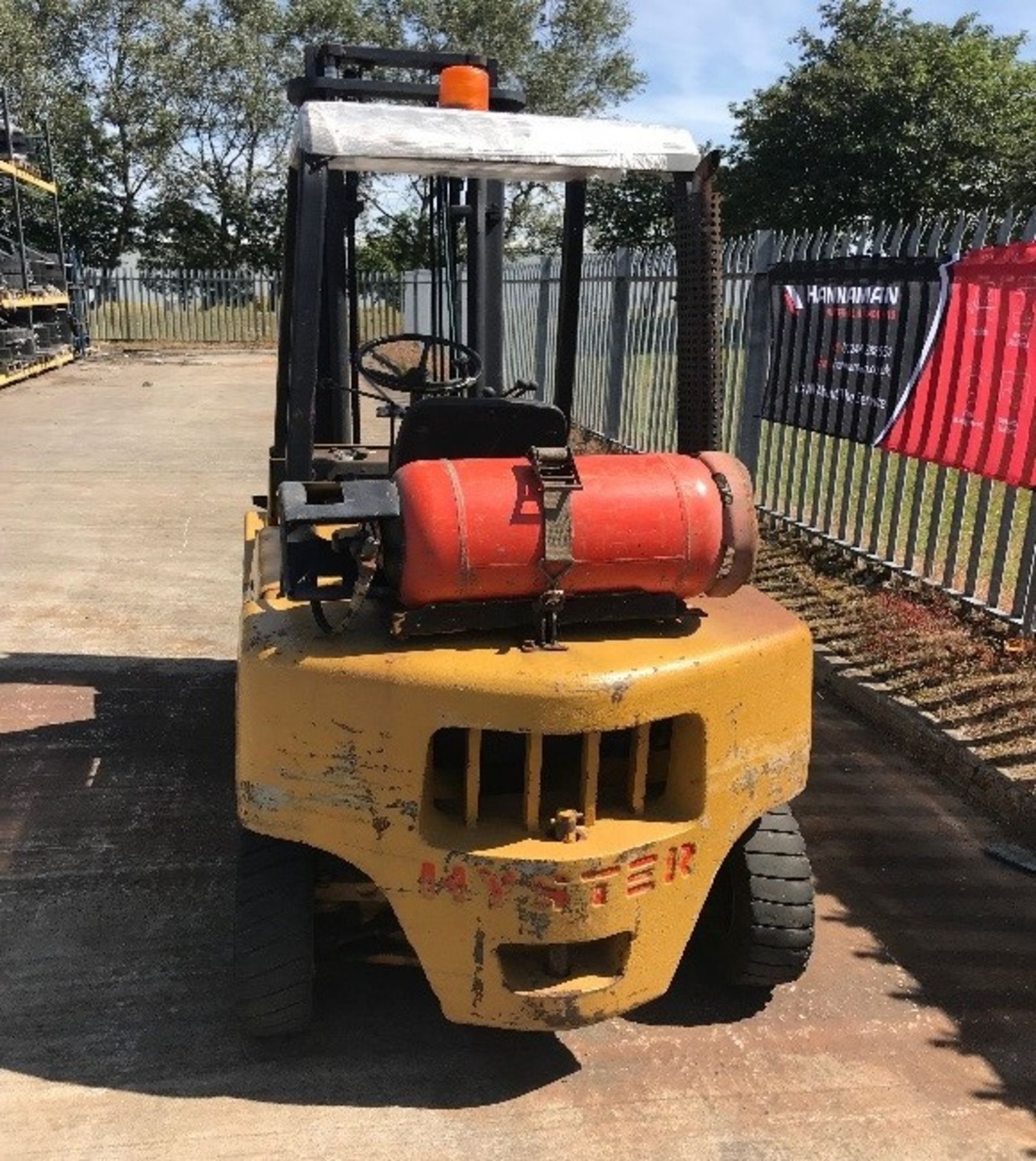 HYSTER H2.00XL COUNTERBALANCE LPG FORKLIFT, YEAR 1990, DUPLEX MAST *PLUS VAT* - Image 2 of 4