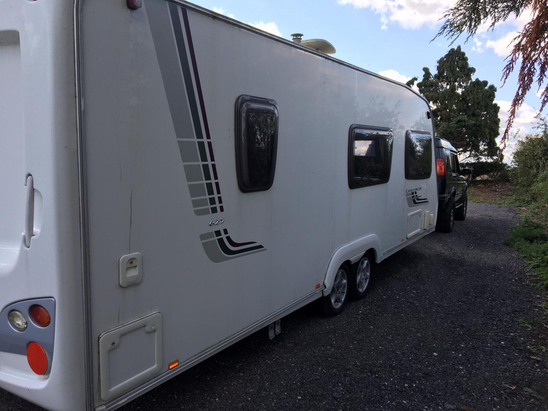 SWIFT CHALLENGER 625 TWIN AXLE 6 BERTH CARAVAN, YEAR 2009, CRIS DOCUMENT PRESENT *NO VAT* - Image 7 of 22