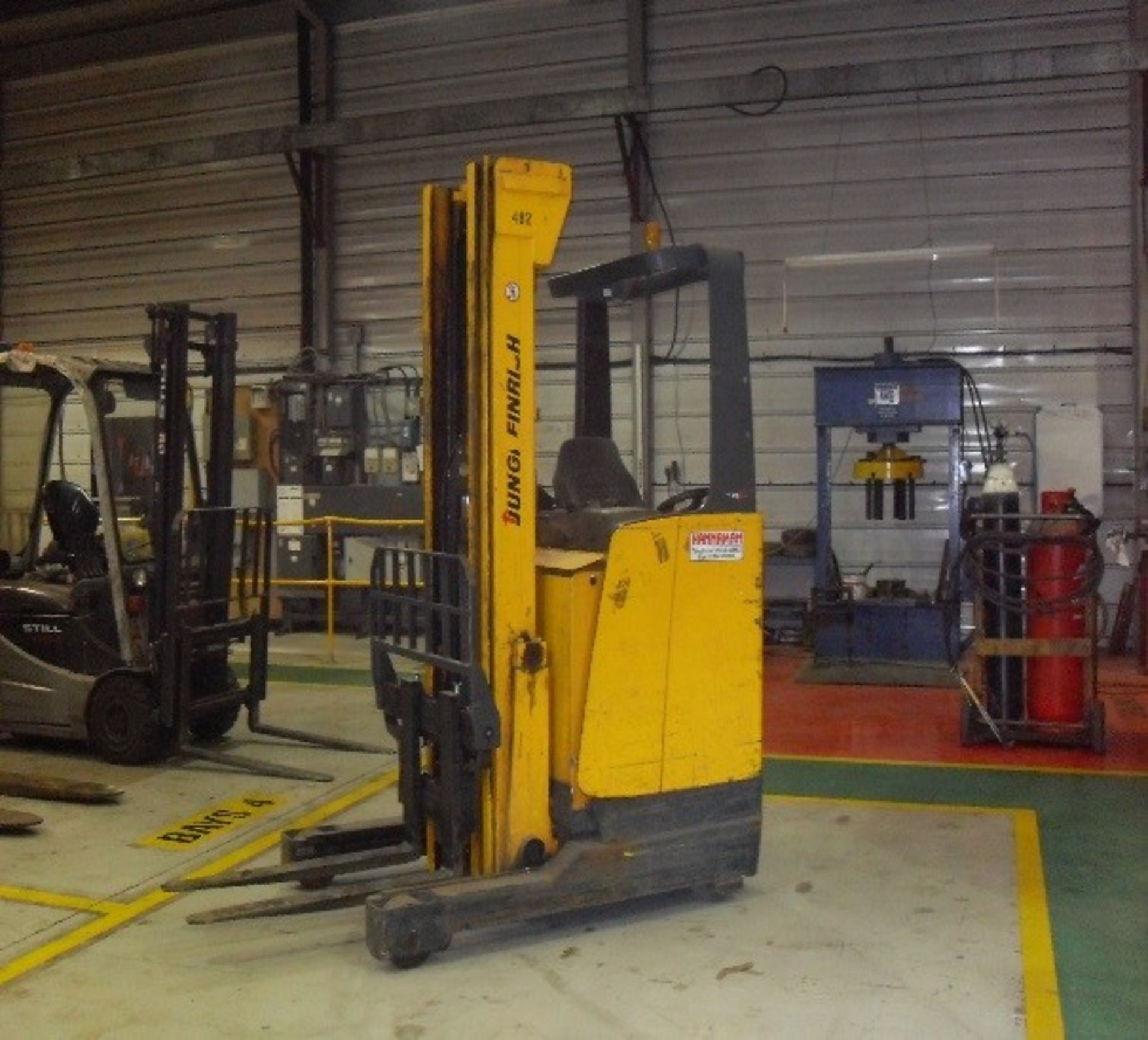 JUNGHEINRICH ETM114 REACH ELECTRIC FORKLIFT, YEAR 2004, TRIPLE MAST *PLUS VAT*