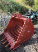 BRAND NEW 21 TON RIDDLE BUCKET, 80MM PINS, 56 INCH WIDE BUCKET, CHOICE OF 2 *PLUS VAT*