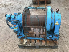 AIR WINCH 5000 KG / 5 TON, UNTESTED BUT IS ALL THERE *NO VAT*