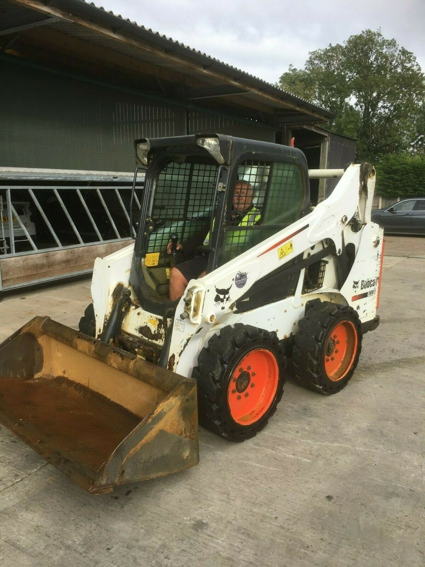 BOBCAT COMPACT SKID STEER MODEL: S530, YEAR 2015 *PLUS VAT* - Image 5 of 6