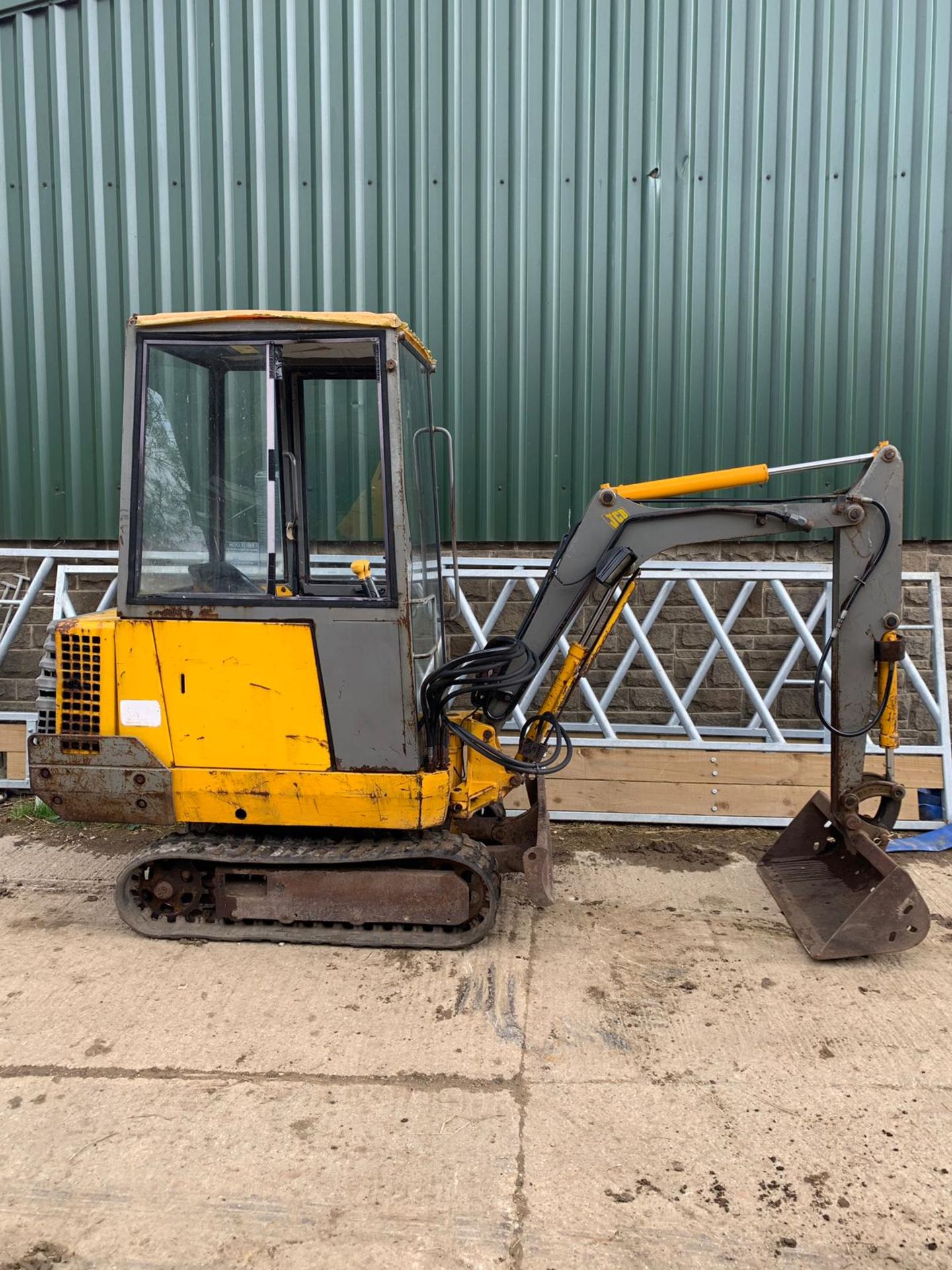 JCB 801.4 1.5 TON TRACKED DIGGER / EXCAVATOR, RUNS, WORKS AND DIGS *PLUS VAT* - Image 5 of 10