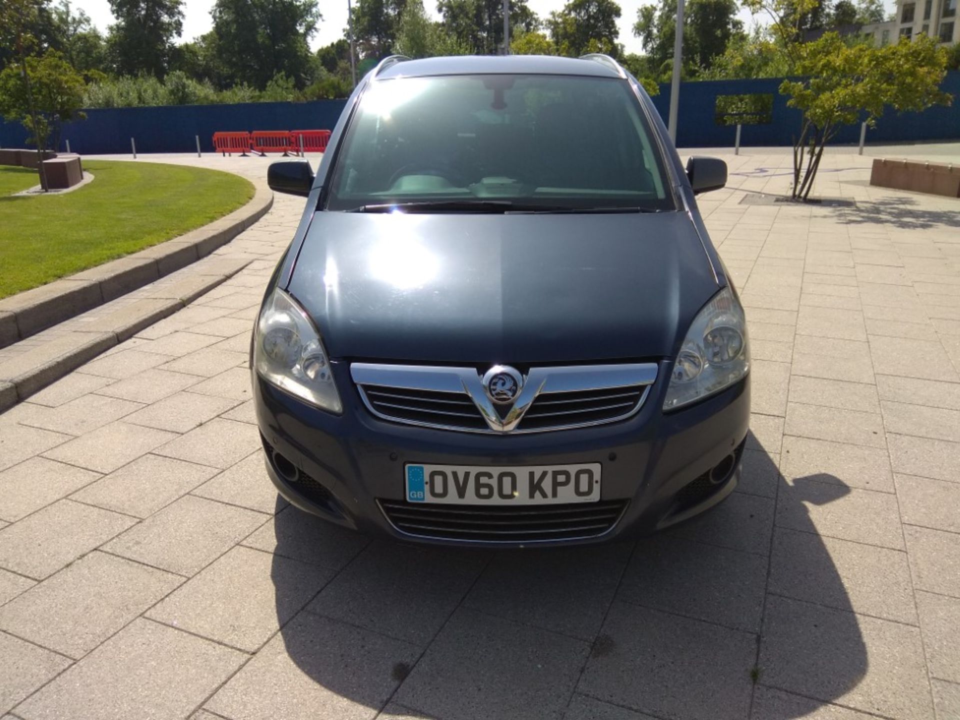 2010/60 REG VAUXHALL ZAFIRA ELITE 1.9 CDTI DIESEL (150BHP) AUTOMATIC*** NO VAT *** - Image 4 of 18