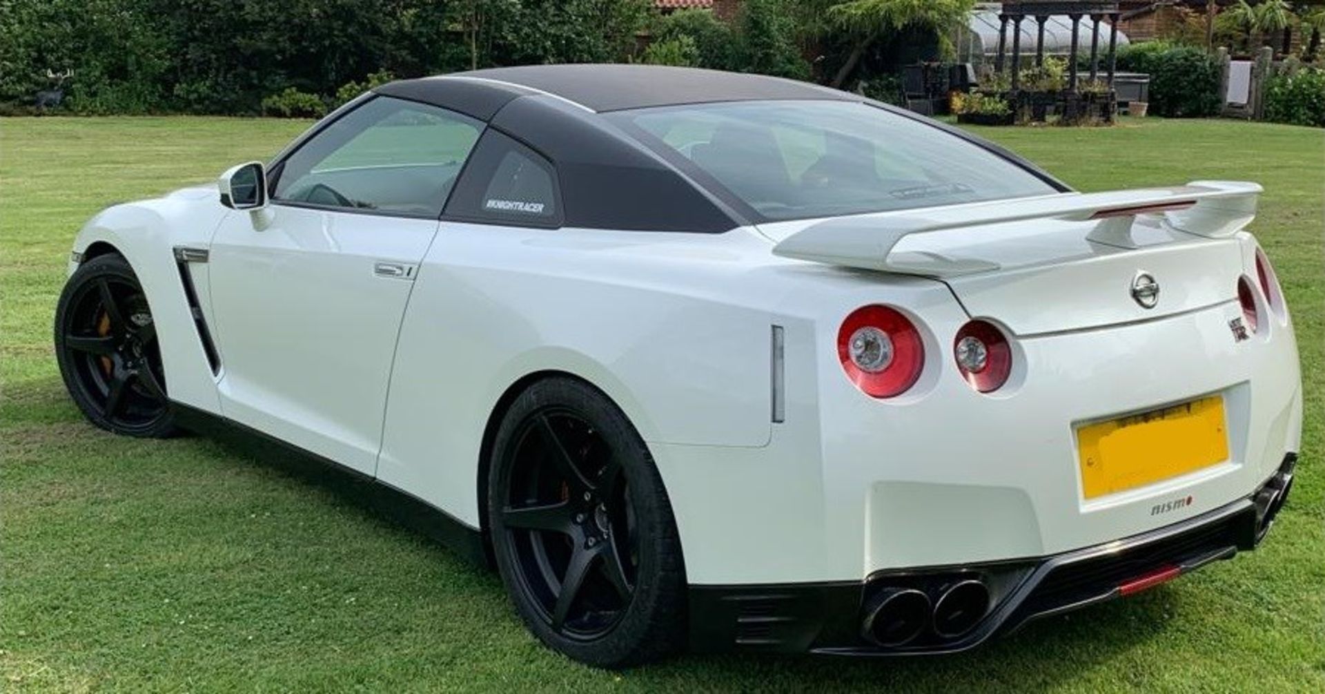 2011/11 REG NISSAN GT-R R35 PREMIUM EDITION S-A ONE FORMER KEEPER FROM NEW 22K MILES - WARRANTED! - Image 5 of 22