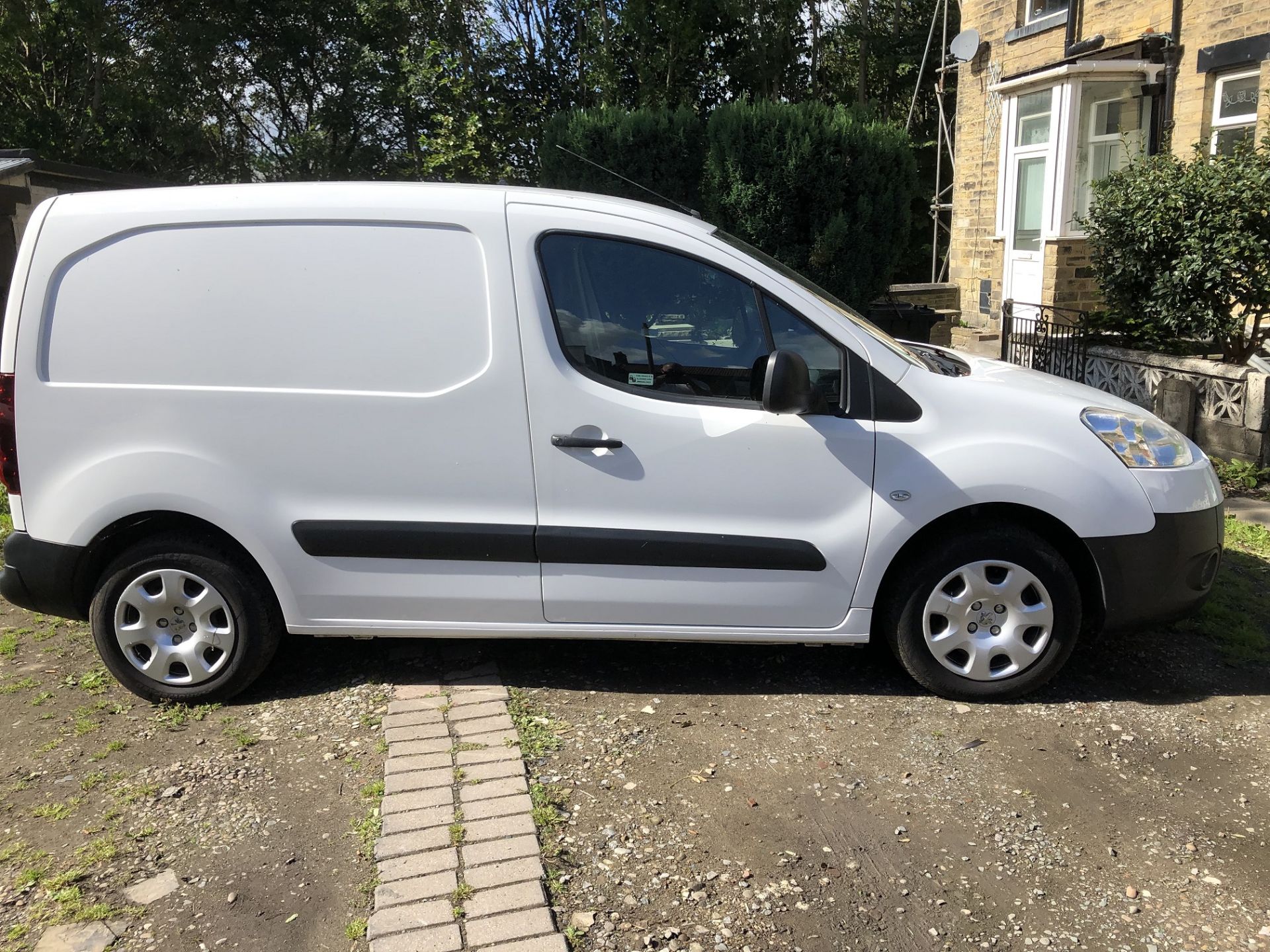 2014/64 REG PEUGEOT PARTNER 850 S L1 HDI 1.6 DIESEL PANEL VAN, SHOWING 0 FORMER KEEPERS *NO VAT* - Image 7 of 13