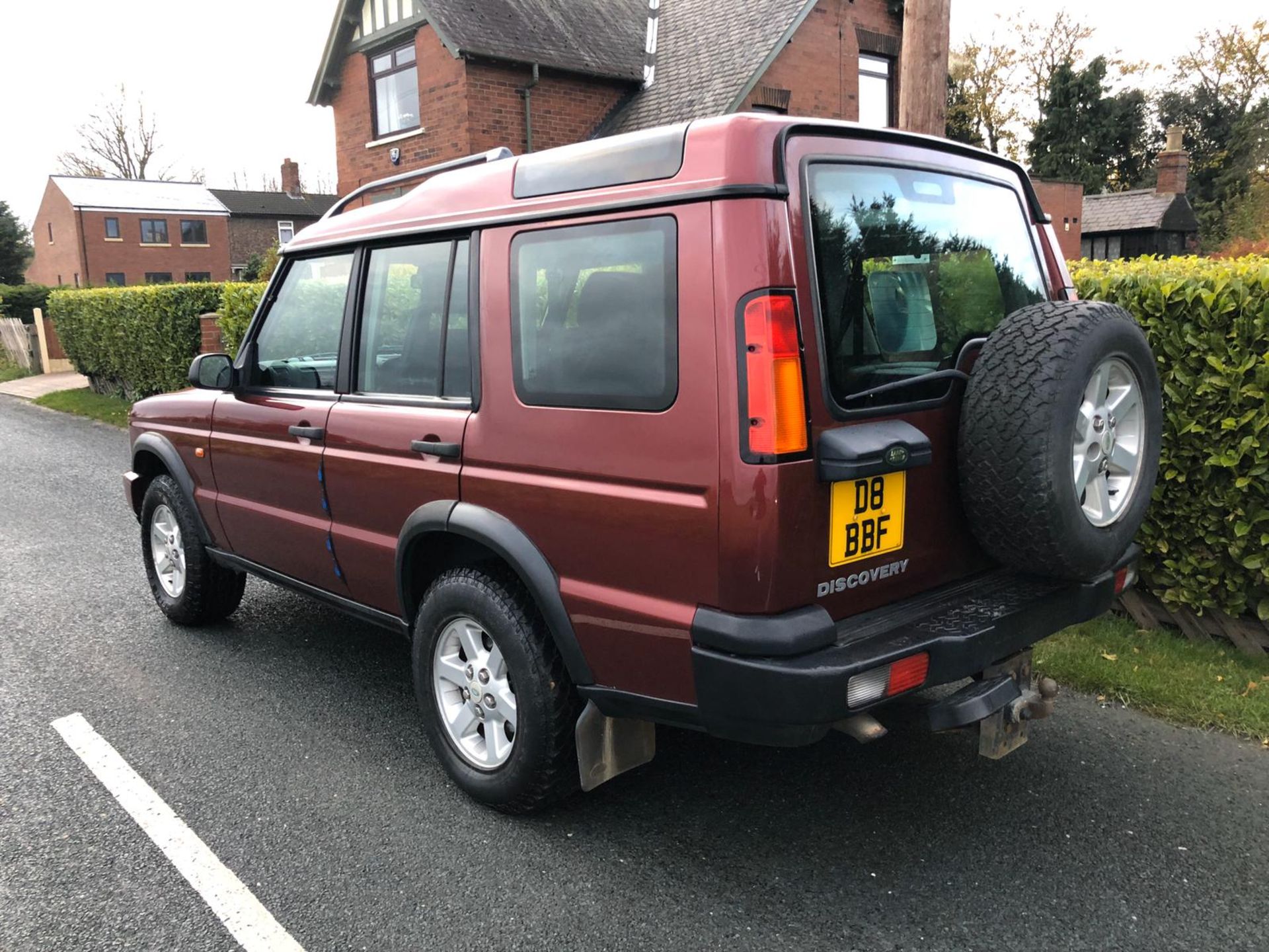 2003/03 REG LAND ROVER DISCOVERY TD5 GS 2.5 DIESEL RED 7 SEATS, PRIVATE REG INCLUDED *NO VAT* - Image 4 of 14