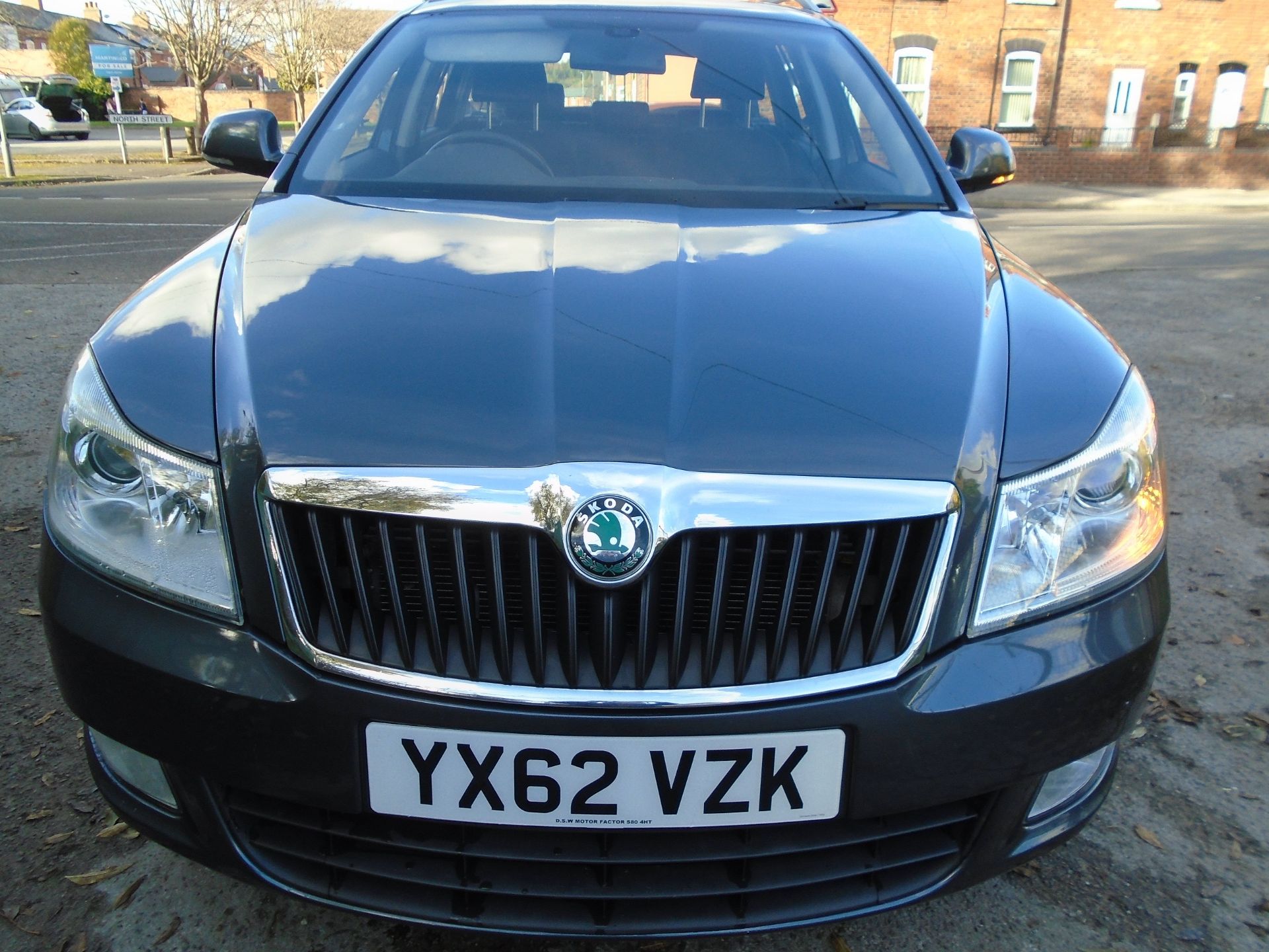 2012/62 REG SKODA OCTAVIA ELEGANCE TDI CR 2.0 DIESEL GREY ESTATE, SHOWING 1 FORMER KEEPER *NO VAT* - Image 2 of 9