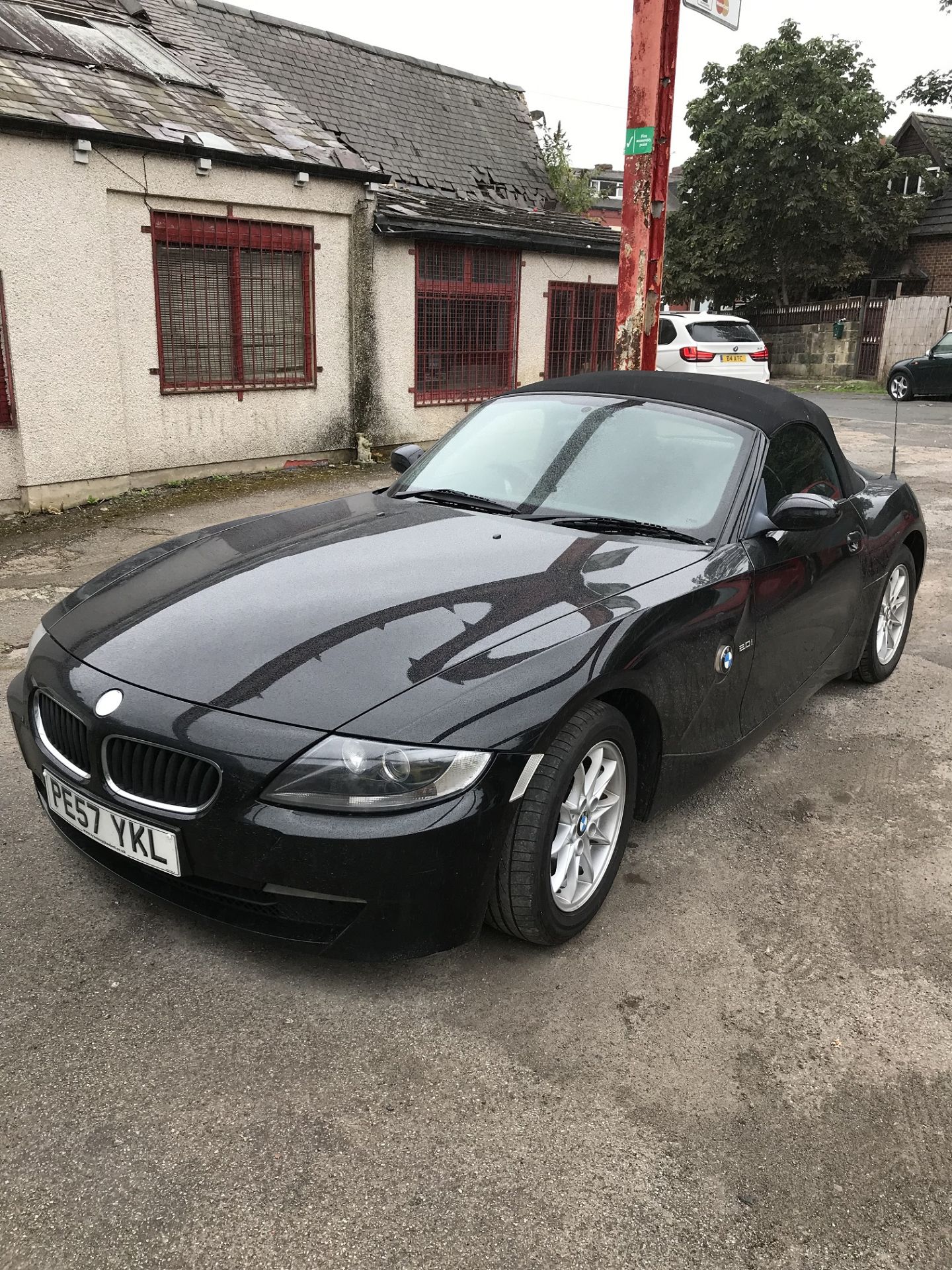 2007/57 REG BMW Z4 SE 2.0 PETROL BLACK CONVERTIBLE *NO VAT* - Image 2 of 8