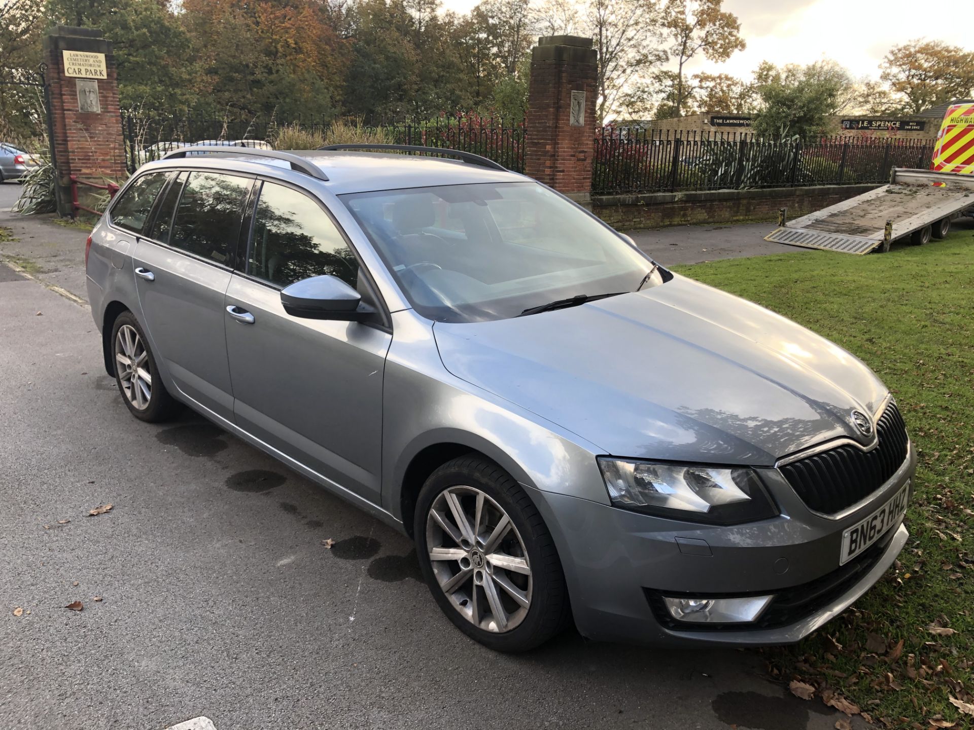 2013/63 REG SKODA OCTAVIA ELEGANCE TDI CR S 2.0 DIESEL GREY ESTATE SHOWING 2 FORMER KEEPERS *NO VAT*