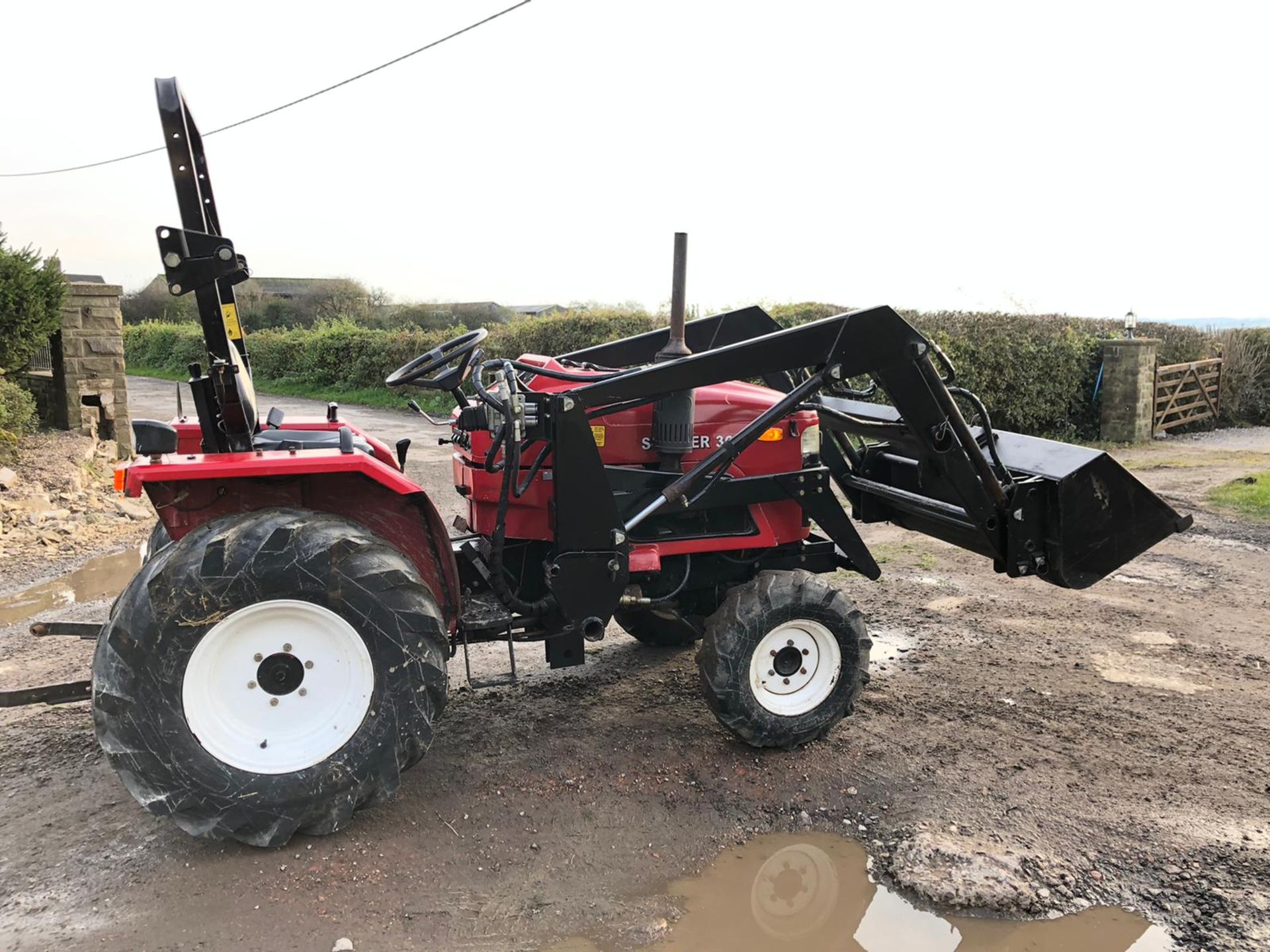 SIROMER 304 LOADER TRACTOR, 4 WHEEL DRIVE, 3 POINT LINKAGE, 500 HOURS *PLUS VAT* - Image 3 of 6