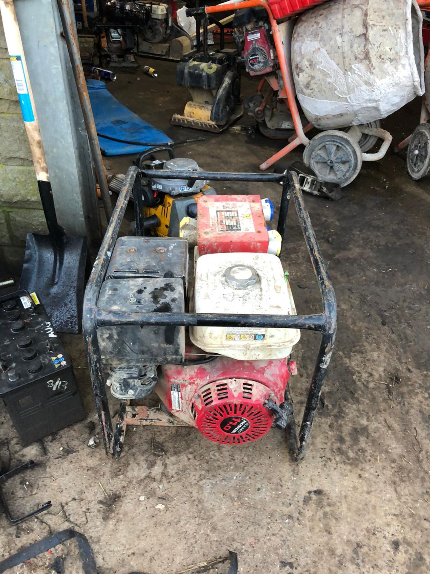 CLARKE 6 KVA PETROL GENERATOR, MODEL CP6050, RUNS AND WORKS WELL *NO VAT* - Bild 7 aus 7