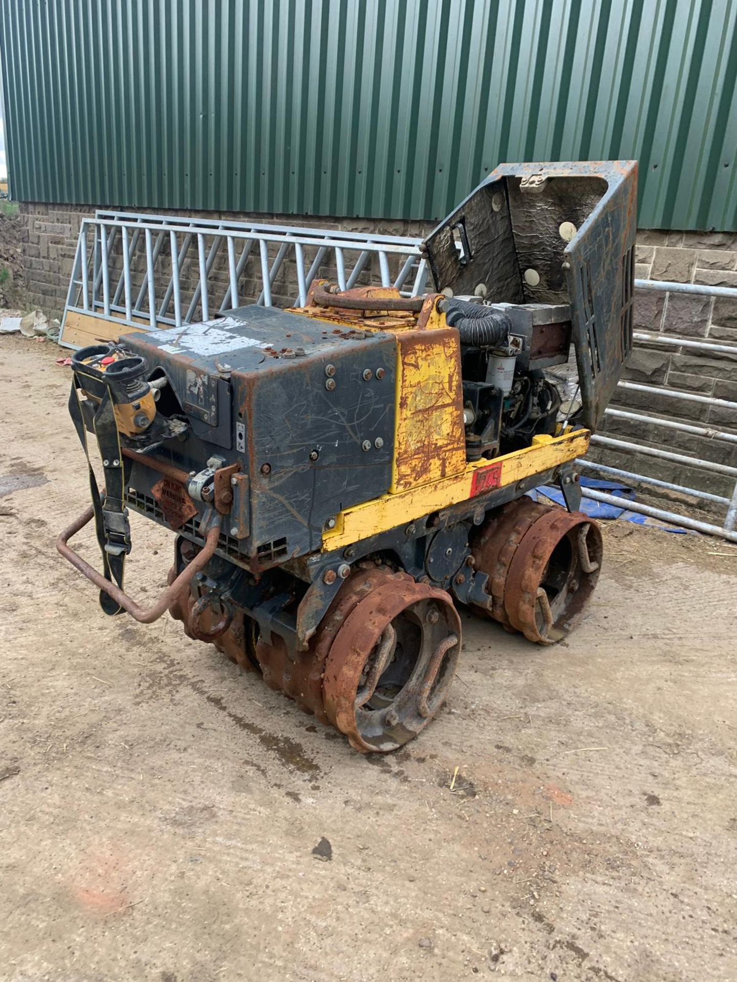 2005 BOMAG BMP 851 REMOTE CONTROL MULTI-PURPOSE WALK-BEHIND COMPACTOR, POWER 13.8 KW *PLUS VAT*