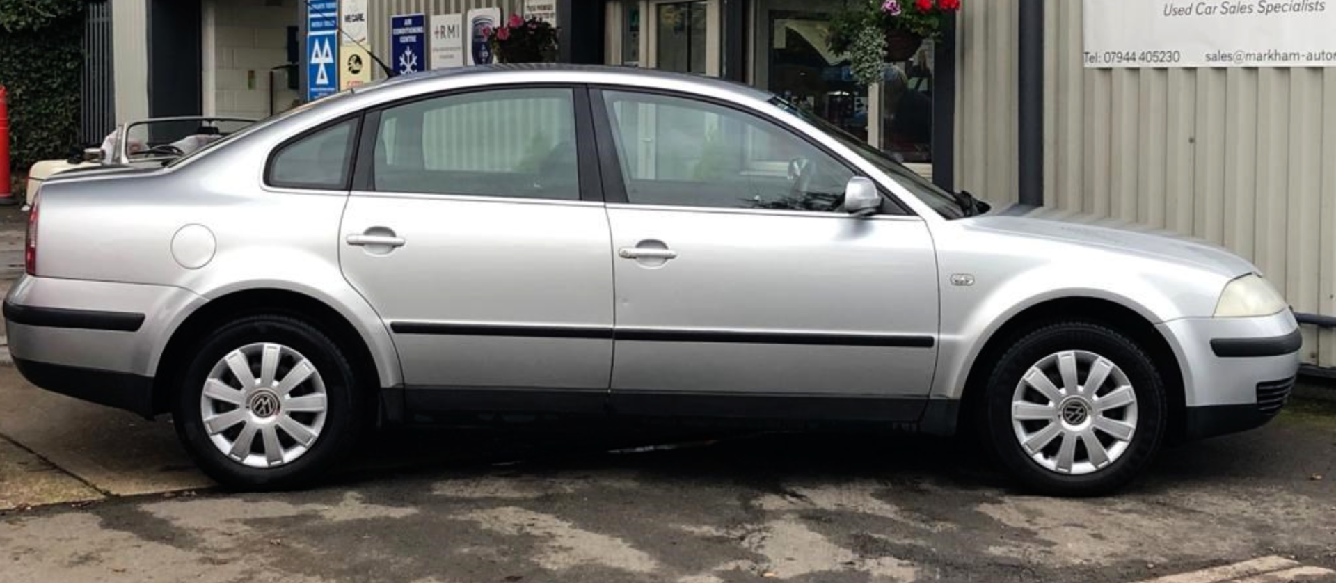 2003/53 REG VOLKSWAGEN PASSAT S TDI AUTO 1.9 DIESEL SILVER , LOW MILES - Image 7 of 12