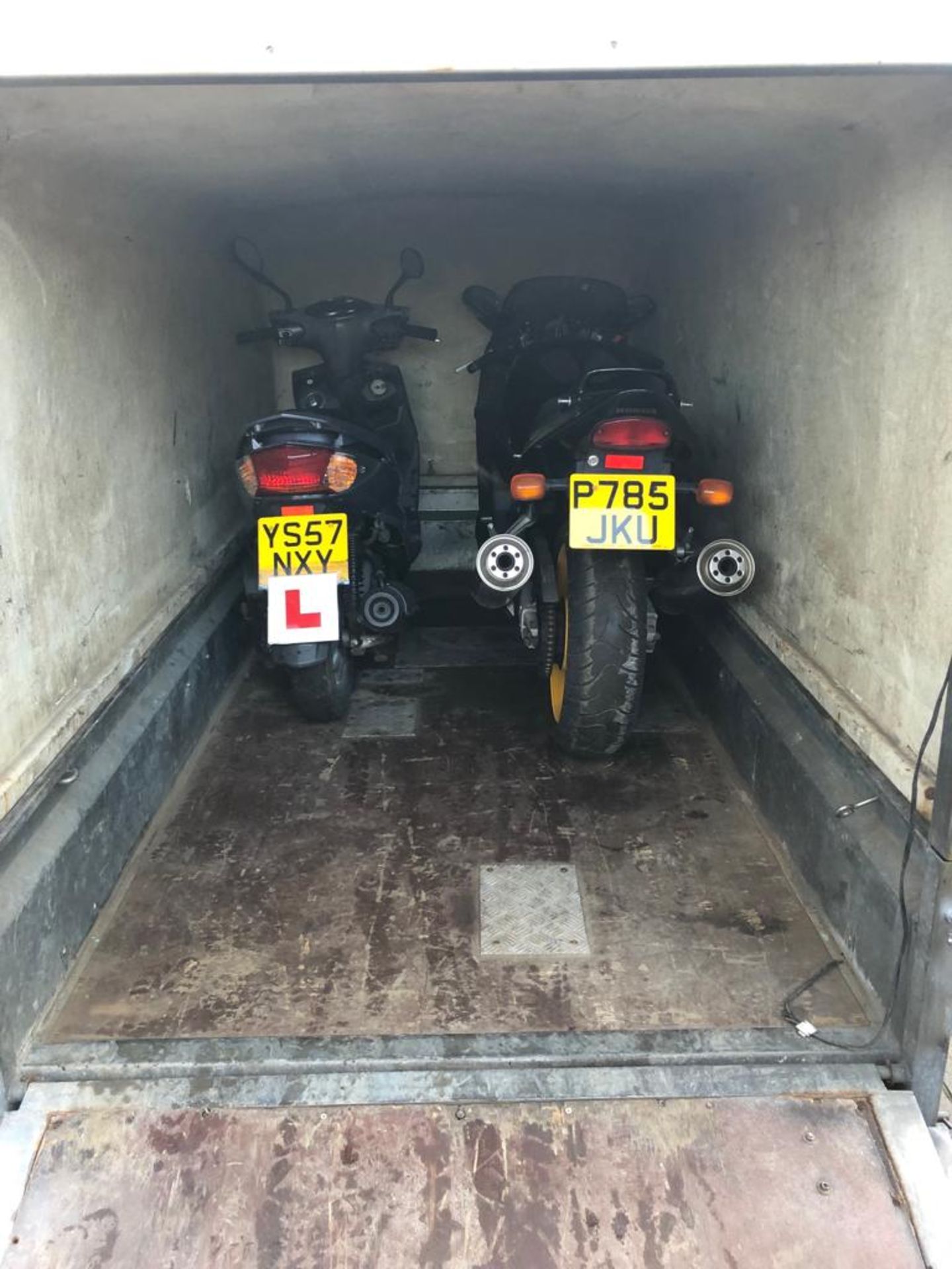 SPECIALIST SINGLE AXLE TOW ABLE MOTORBIKE TRANSPORT COVERED TRAILER WITH REAR RAMP *PLUS VAT* - Bild 9 aus 9