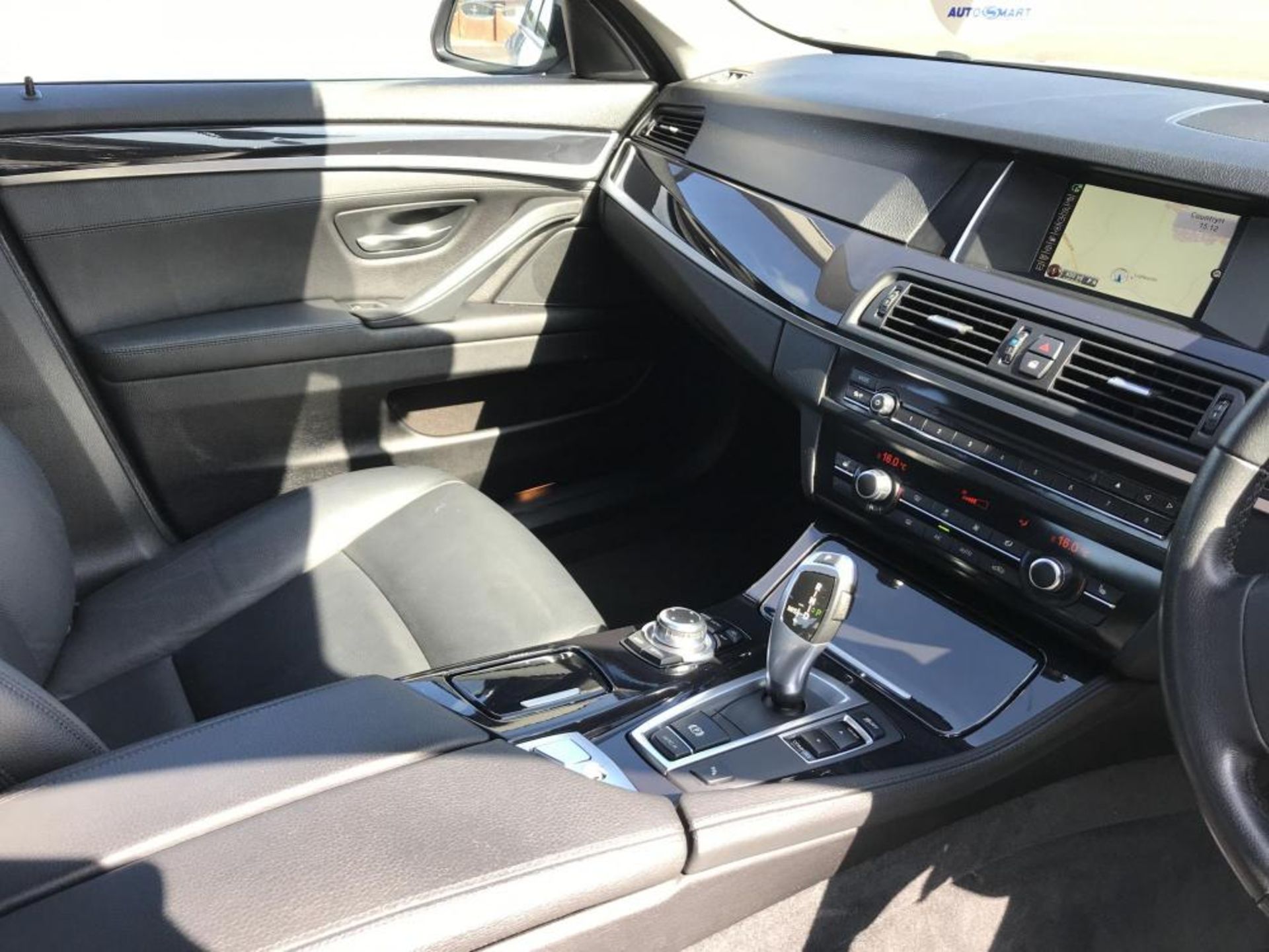 2015/65 REG BMW 520D SE AUTO 2.0 DIESEL 4 DOOR SALOON, SHOWING 0 FORMER KEEPERS *NO VAT* - Image 15 of 19