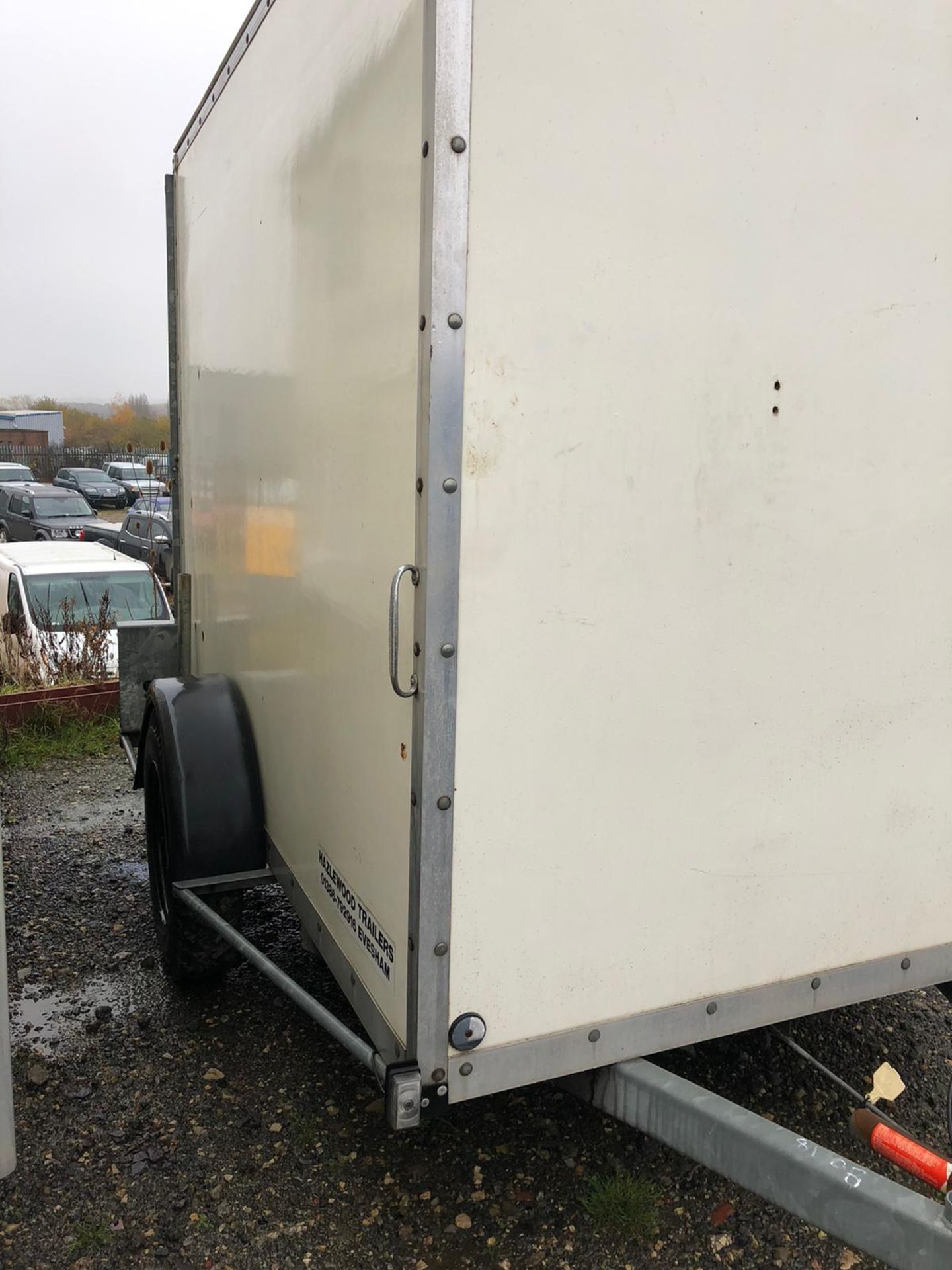 HAZELWOOD BOX TRAILER, IN GOOD CONDITION, DROP DOWN BACK DOOR, BRAKES WORK GOOD *NO VAT* - Image 2 of 6