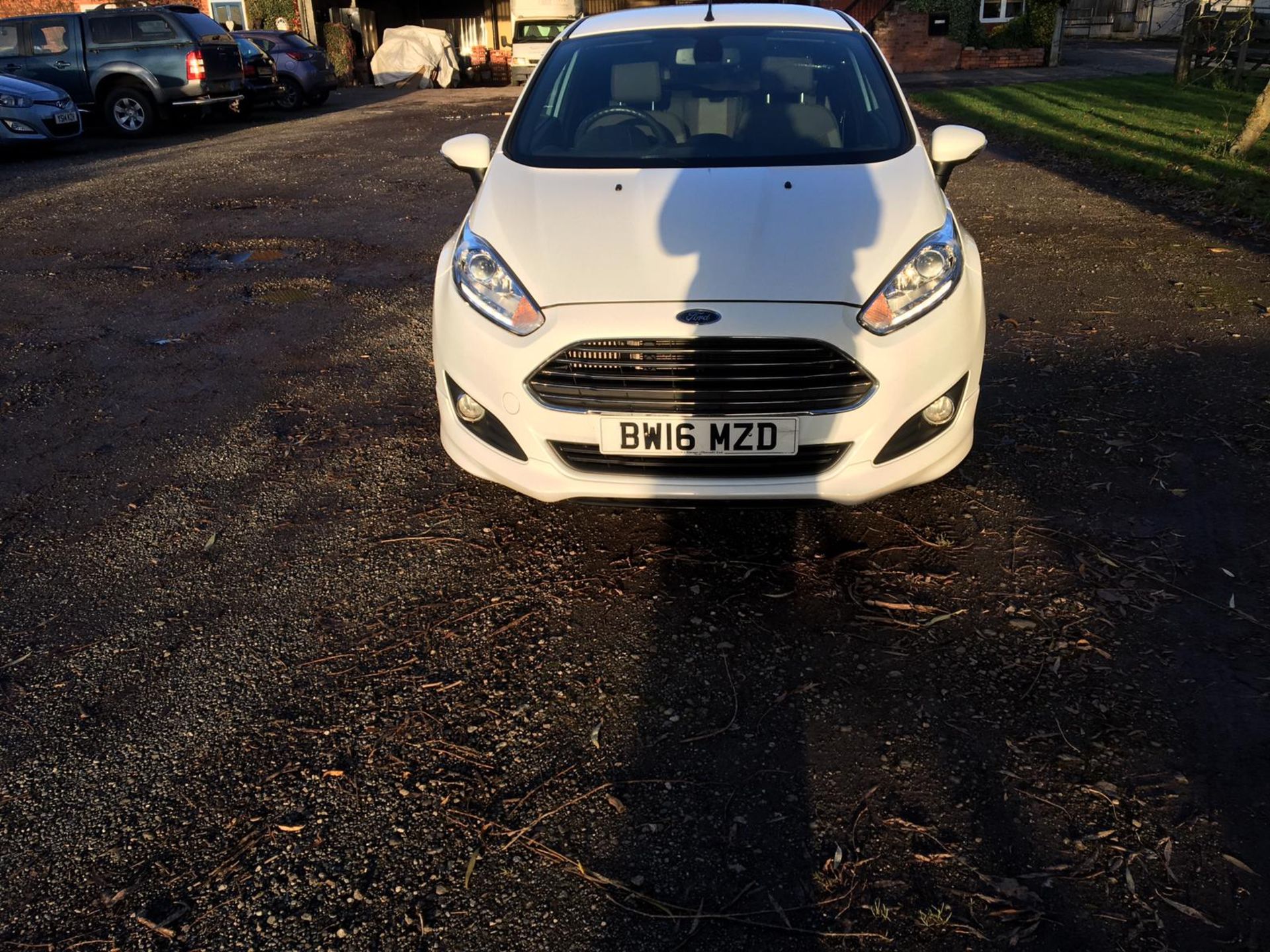 8K MILES! 2016/16 REG FORD FIESTA ST-LINE 998CC PETROL 3 DOOR HATCHBACK, SHOWING 0 FORMER KEEPERS - Image 2 of 10