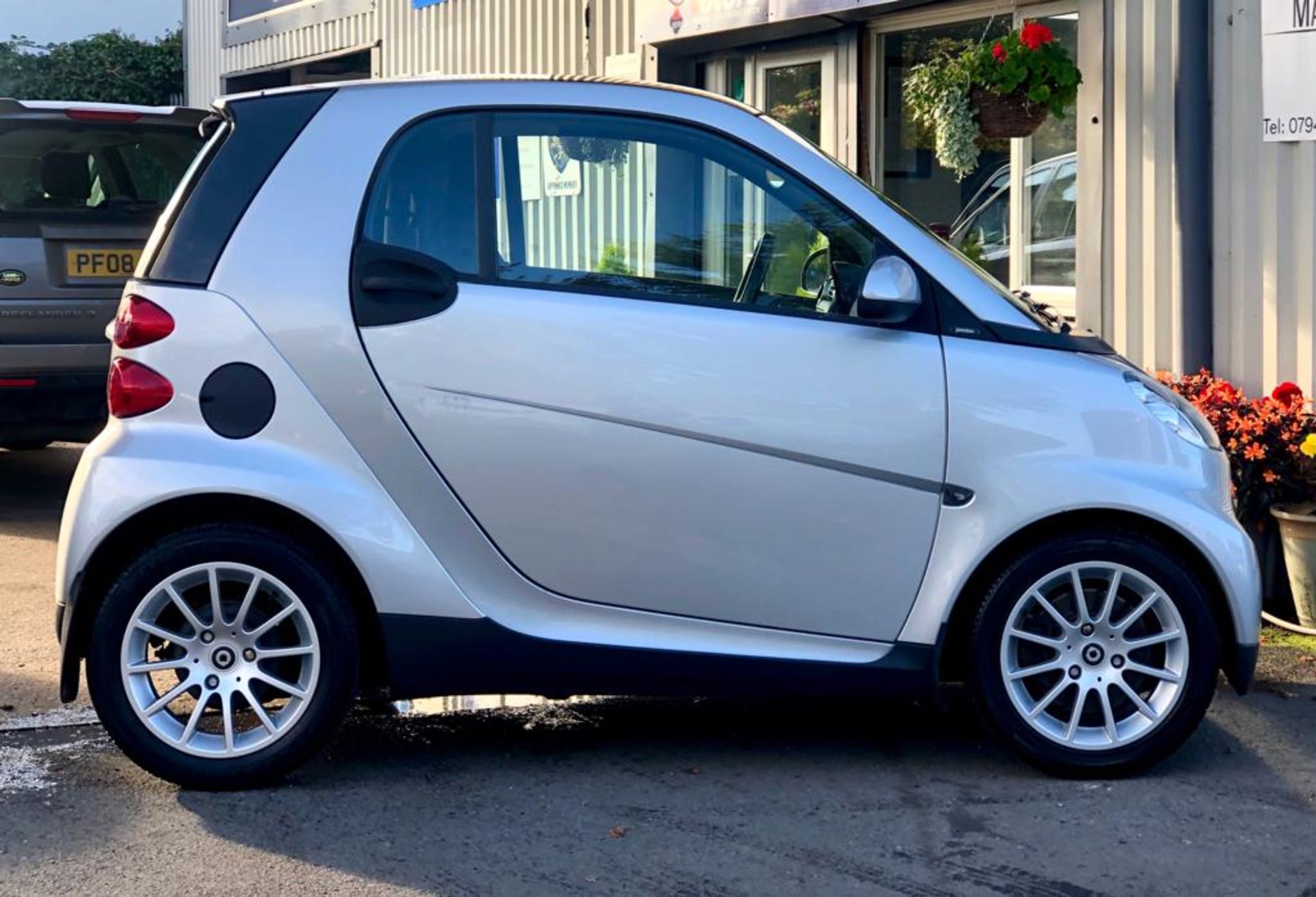 2010/10 REG SMART FORTWO PASSION CD 54 AUTOMATIC 800CC DIESEL COUPE, SHOWING 2 FORMER KEEPERS - Image 5 of 10