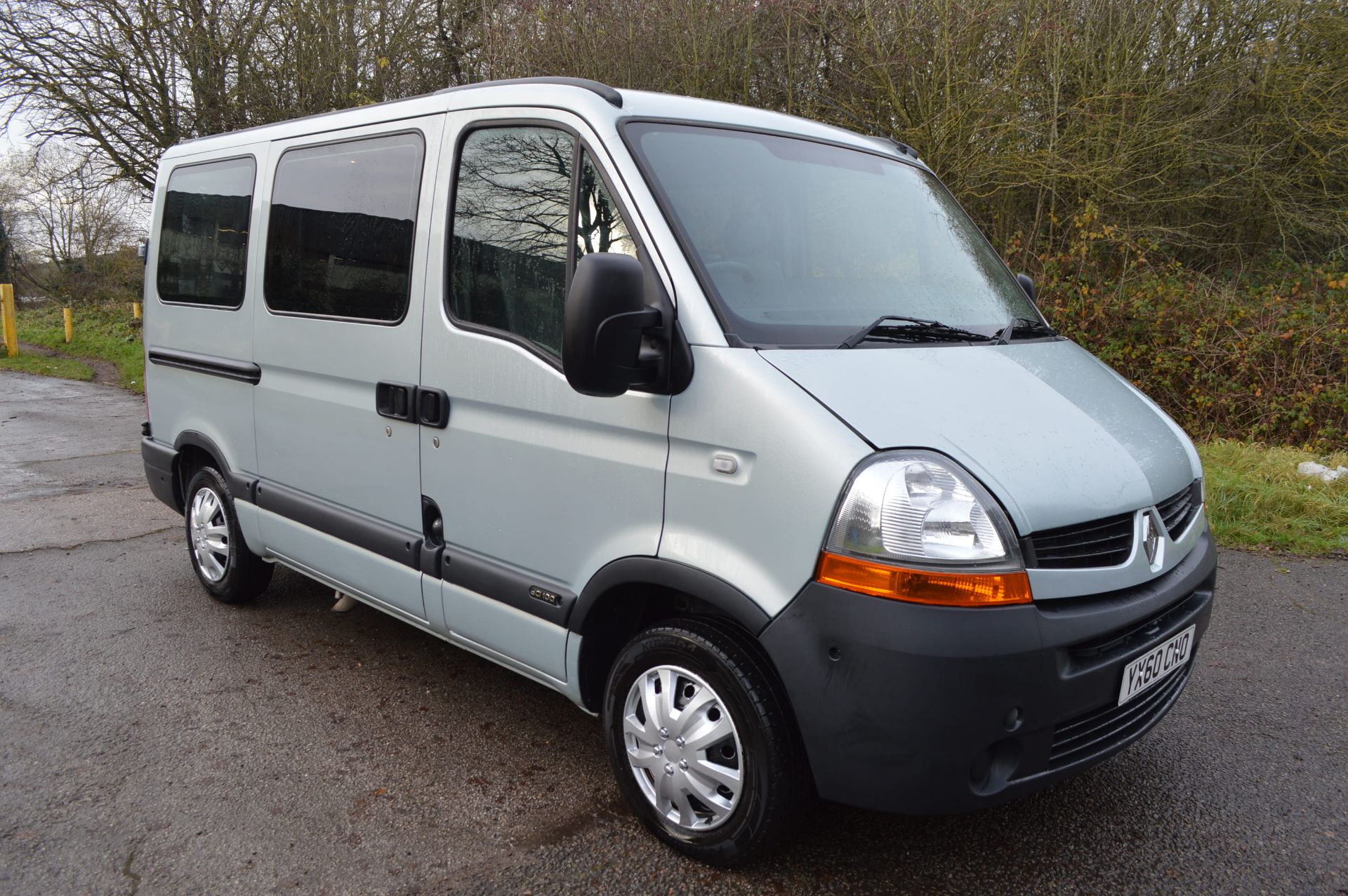 SUPER RARE 2010 RENAULT MASTER SL28 DCI 100 AUTO 2.5 DIESEL GREY DISABLED MINIBUS WITH RICON LIFT