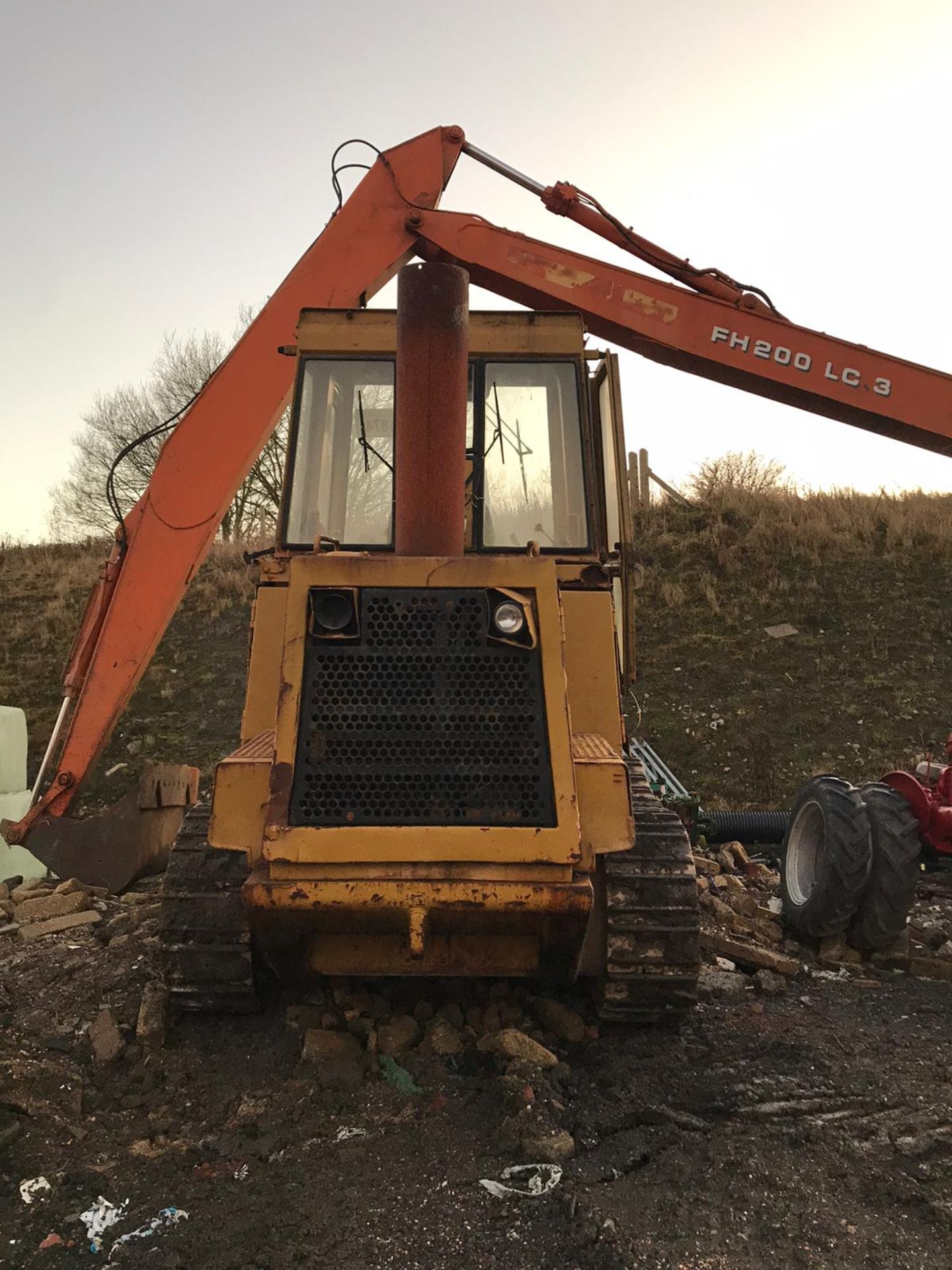 CATERPILLAR 953 TRACKED CRAWLER DOZER, RUNS AND WORKS, SHOWING 10,658 HOURS *PLUS VAT* - Image 3 of 6