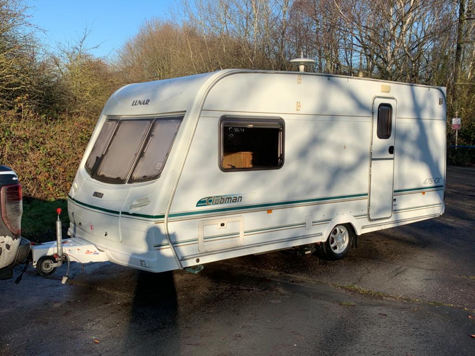 LUNAR CLUBMAN 475-CK SINGLE AXLE 2 BERTH CARAVAN *NO VAT* - Image 5 of 32