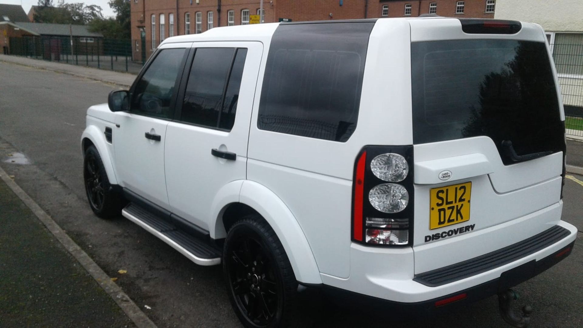 2012/12 REG LAND ROVER DISCOVERY GS SDV6 AUTOMATIC 3.0 DIESEL 4X4, GOOD SERVICE HISTORY *NO VAT* - Image 3 of 12